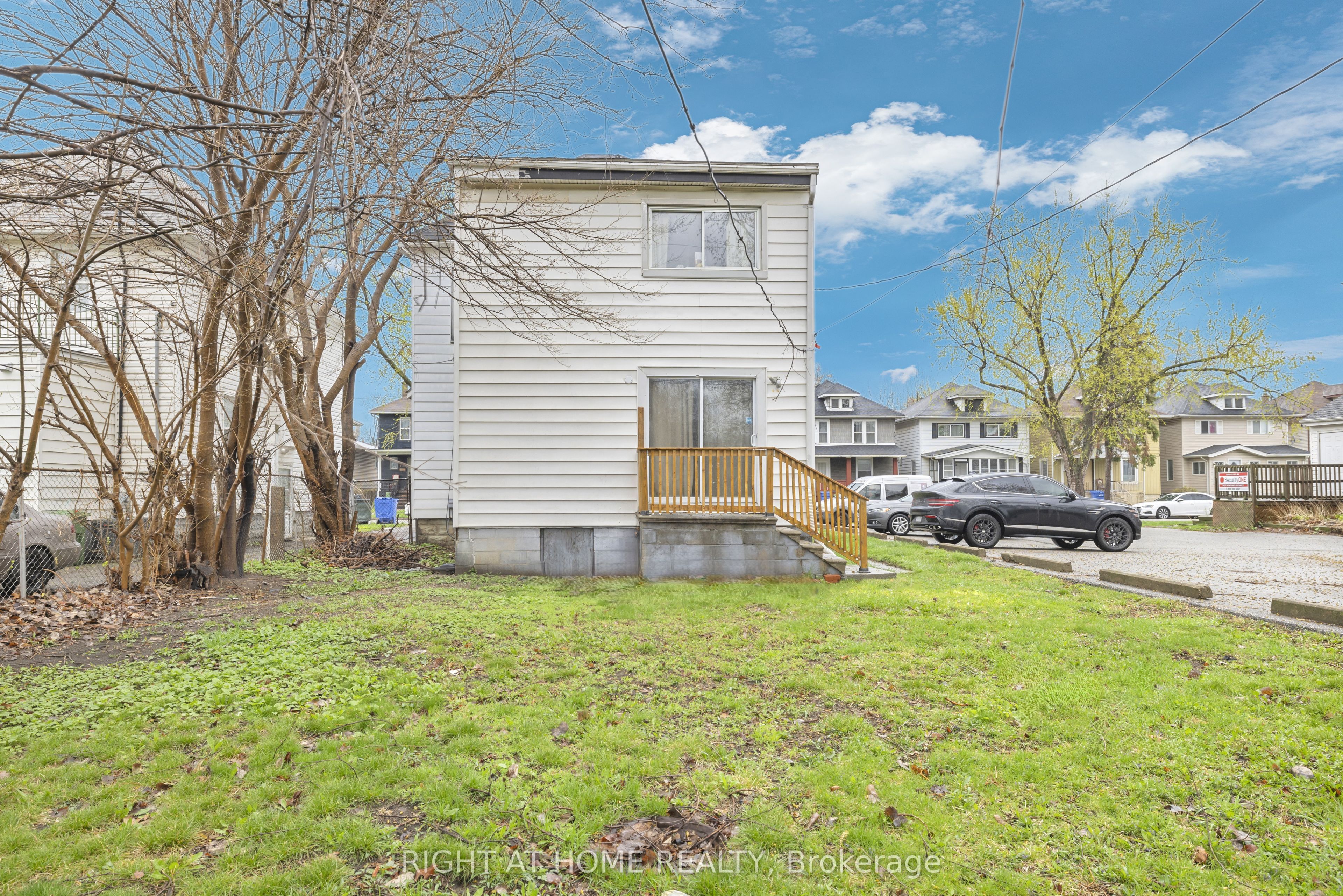 227 Bridge Avenue Property Photo 15