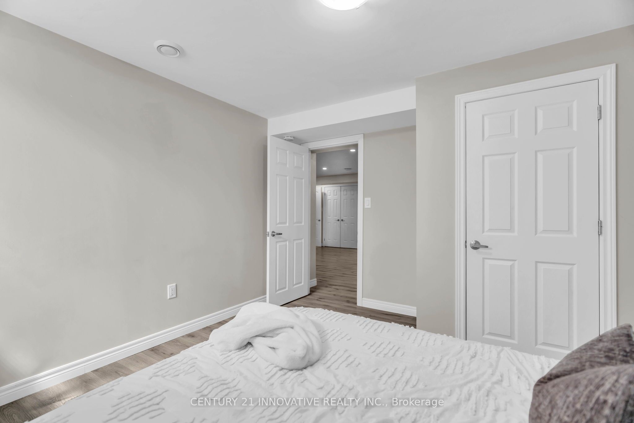 212 Summerset Place Property Photo 31