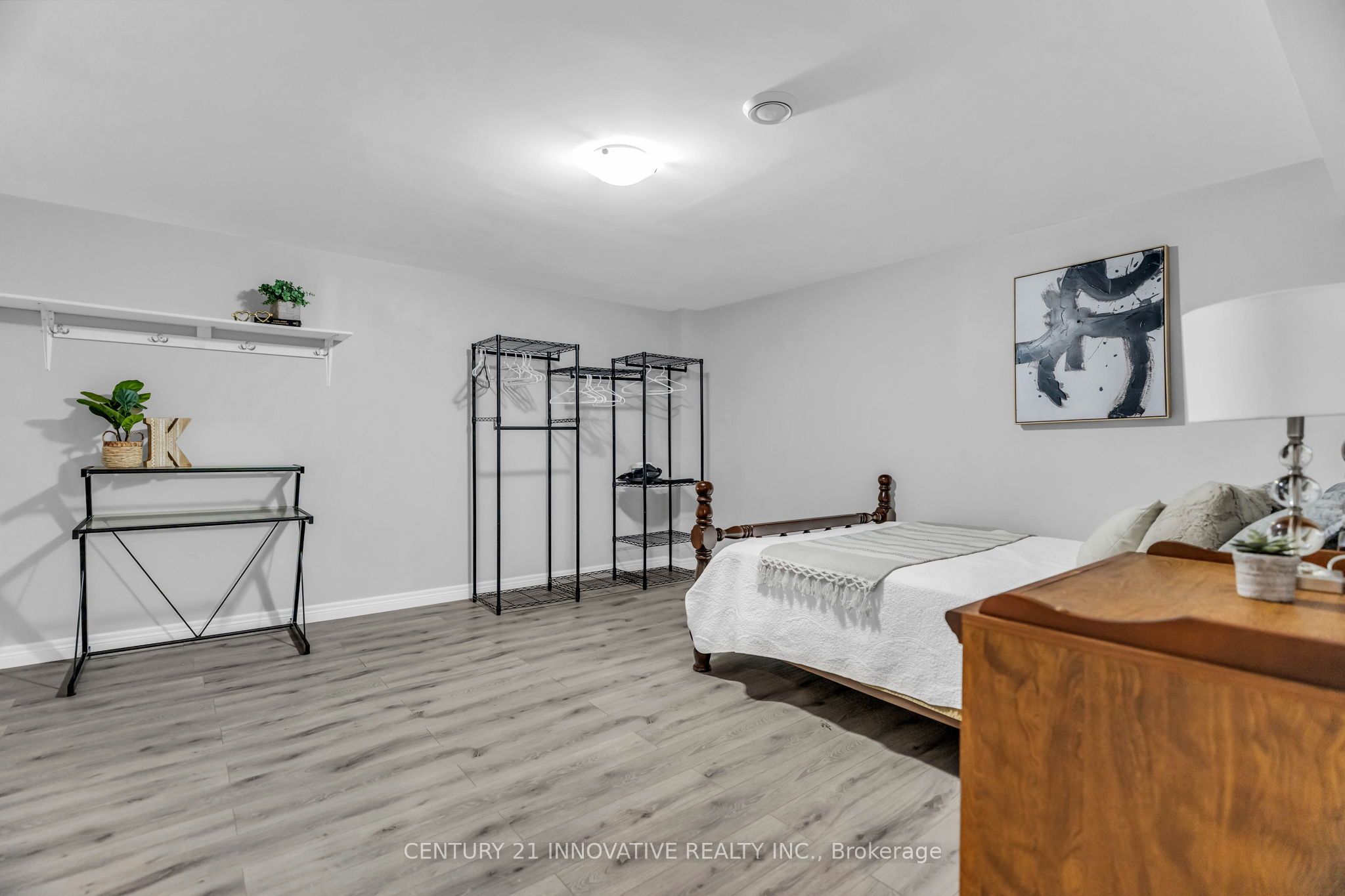 212 Summerset Place Property Photo 32