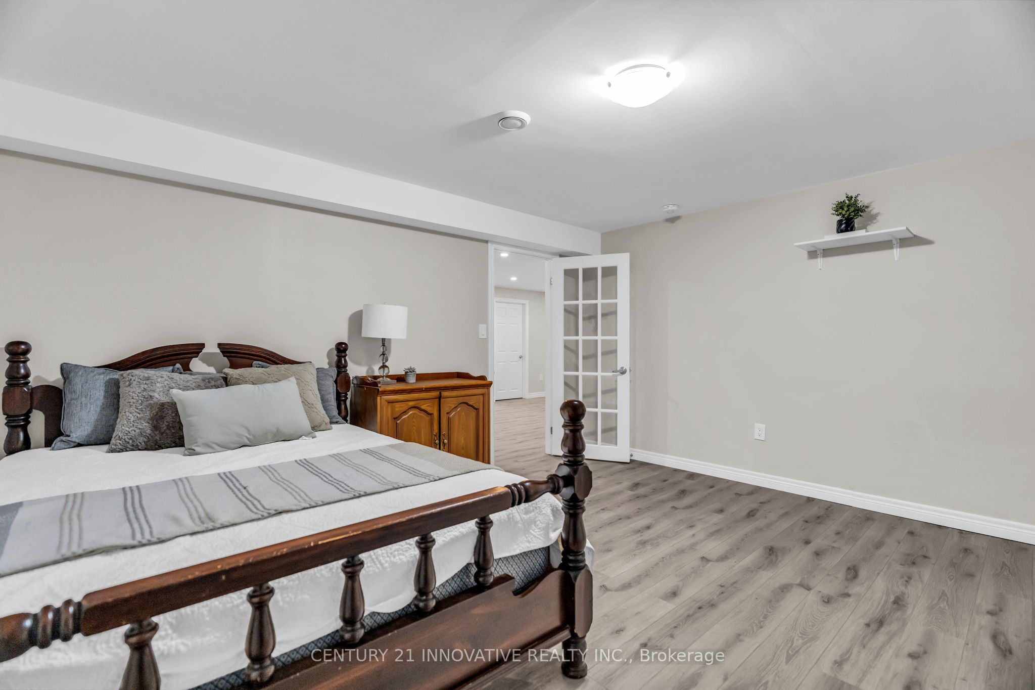212 Summerset Place Property Photo 33