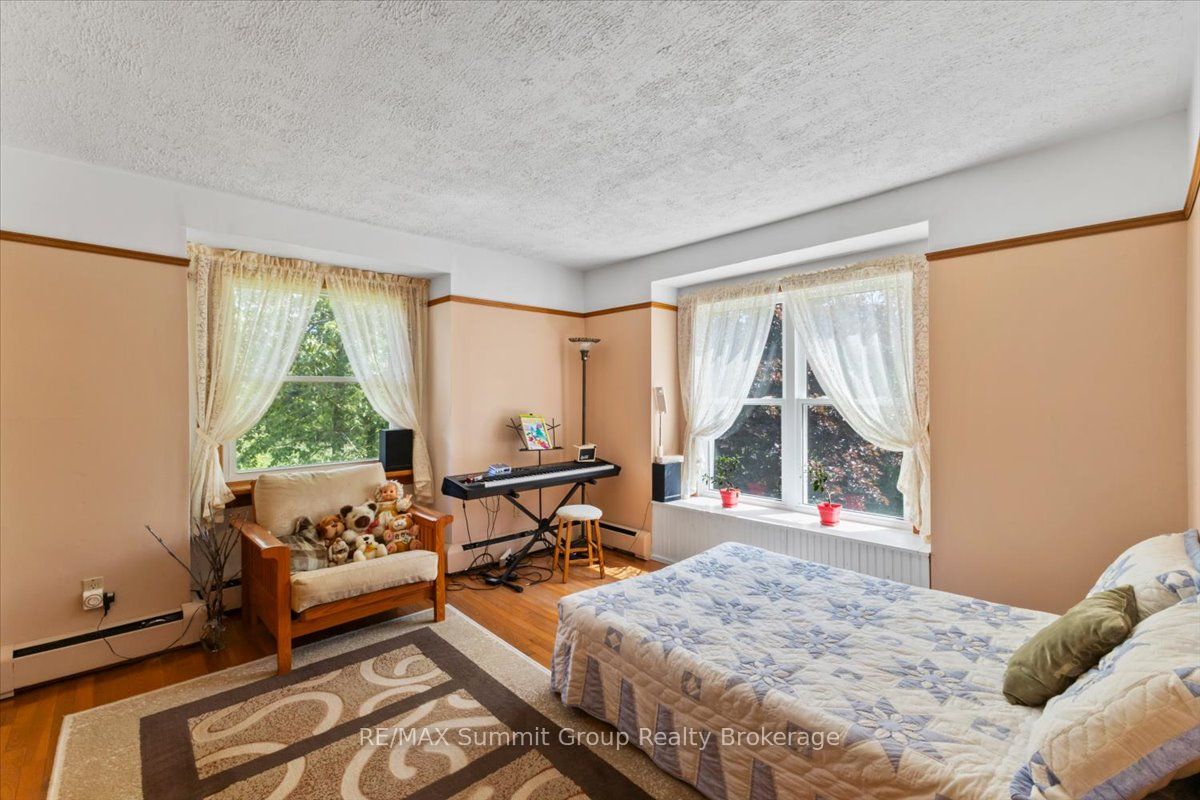 774549 Highway 10 Property Photo 18