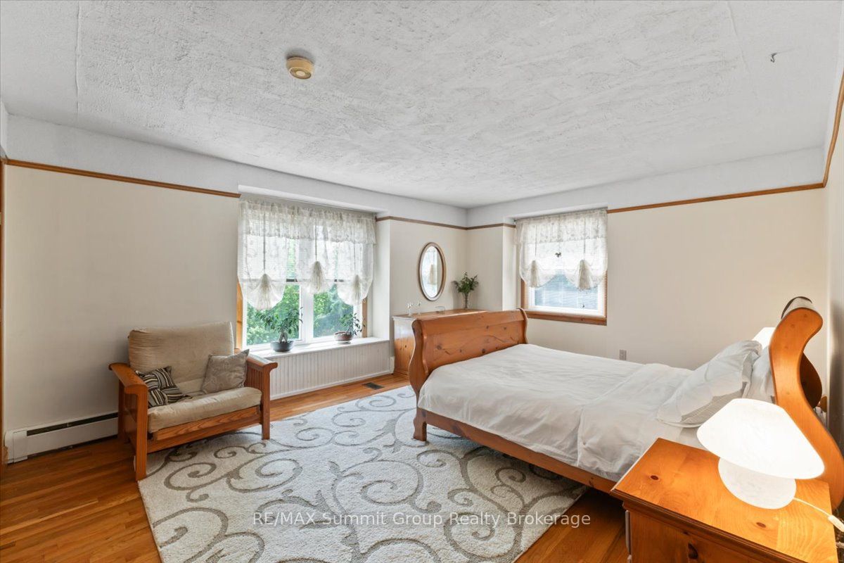 774549 Highway 10 Property Photo 22