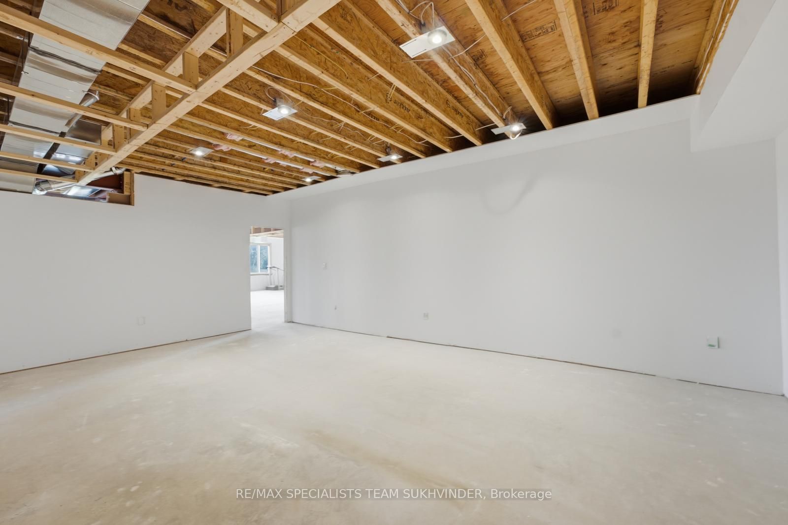 753281 2nd Line Ehs Property Photo 46