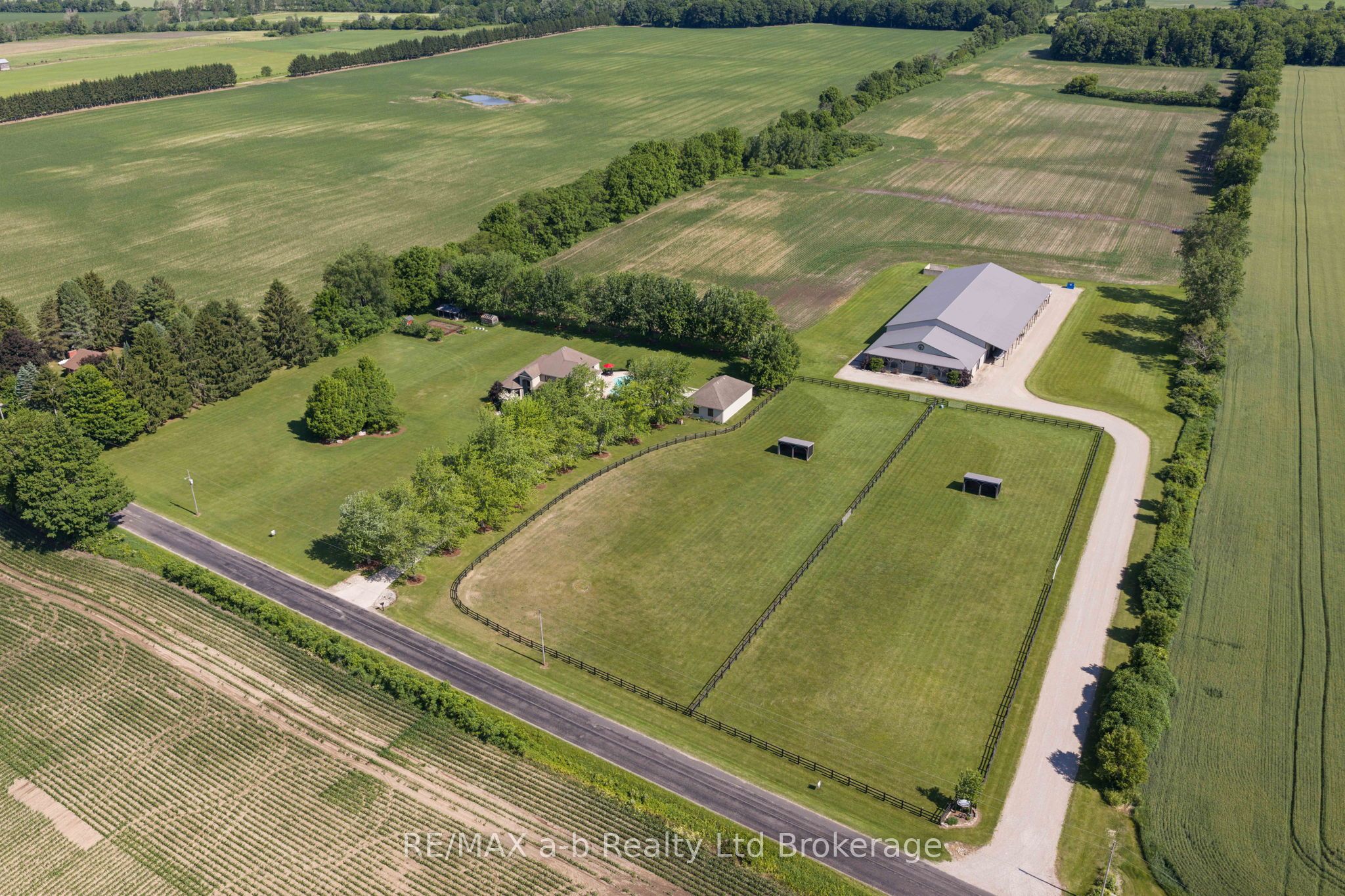 55226 Best Line Property Photo 2