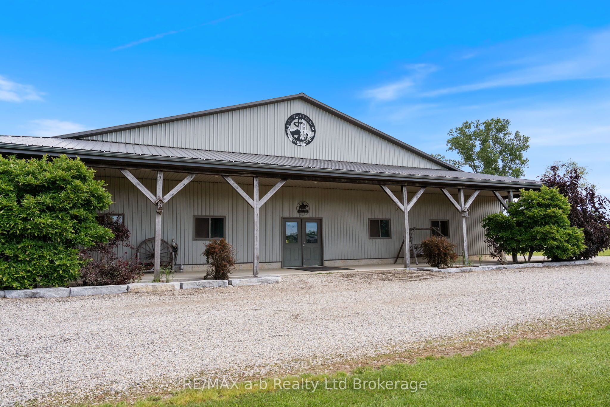 55226 Best Line Property Photo 8