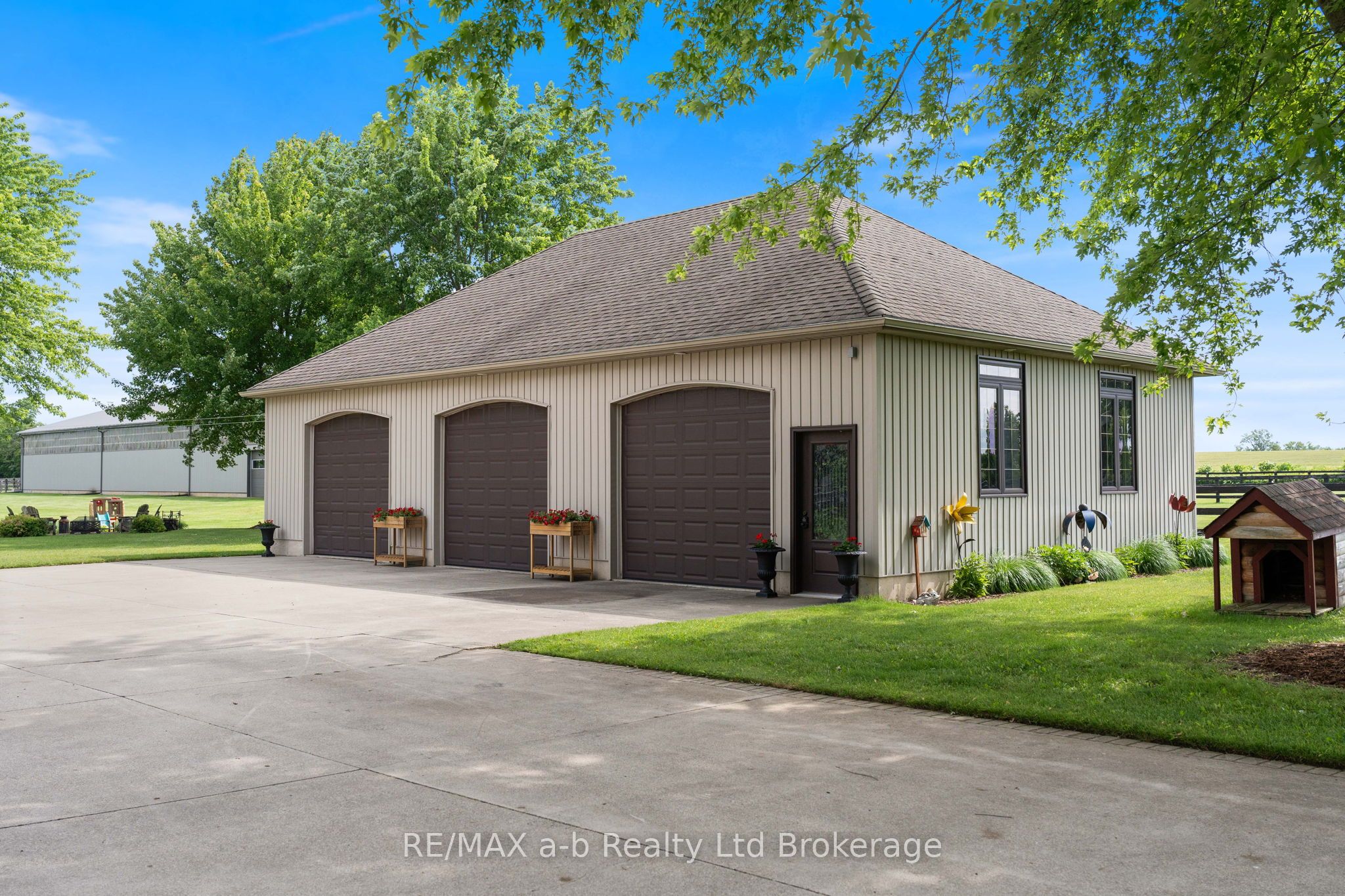 55226 Best Line Property Photo 10
