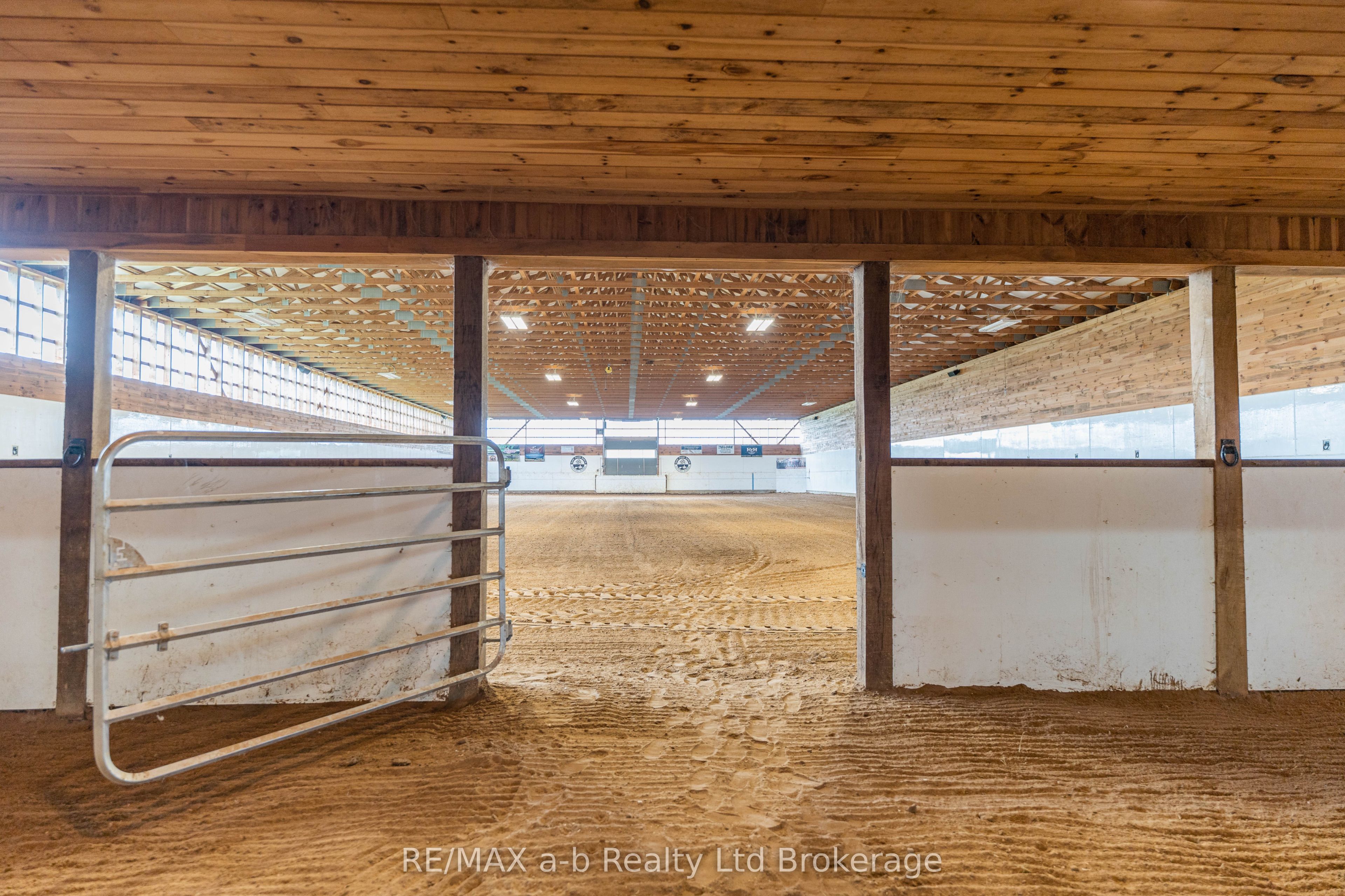 55226 Best Line Property Photo 33