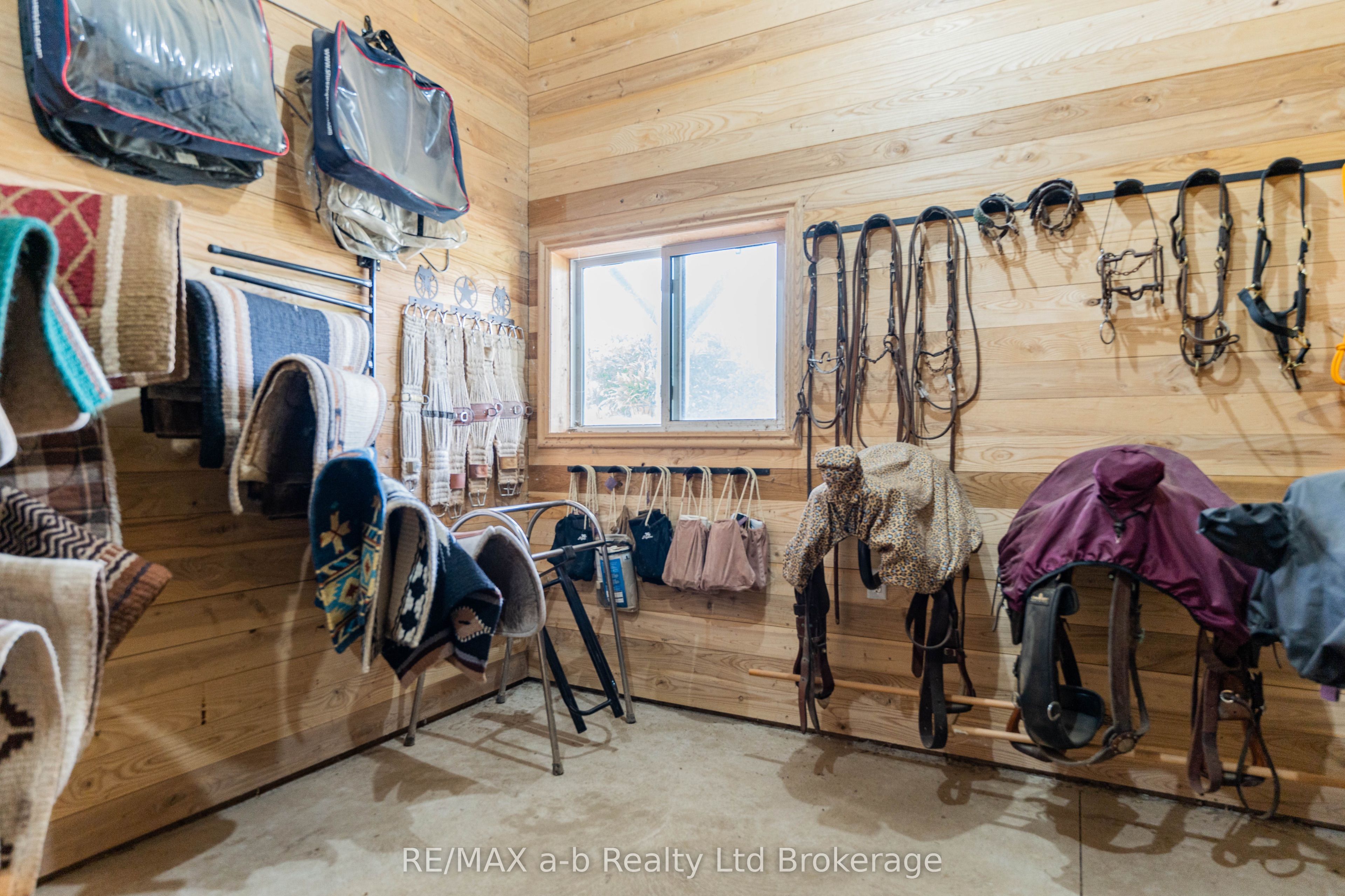 55226 Best Line Property Photo 38