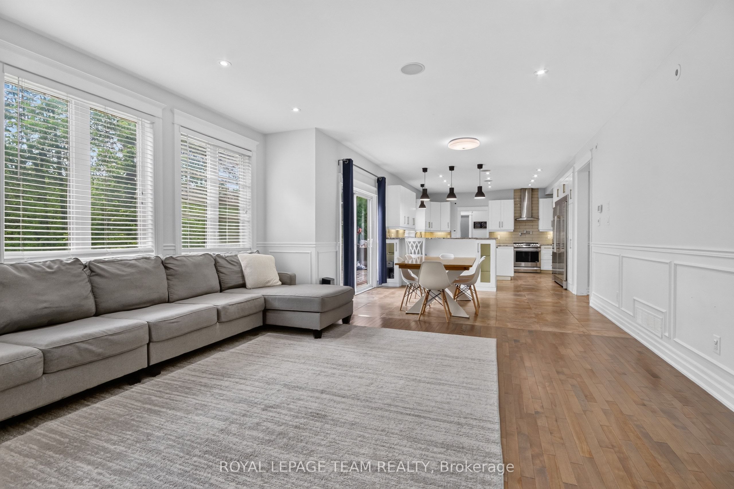 6330 Second Line Road Property Photo 7