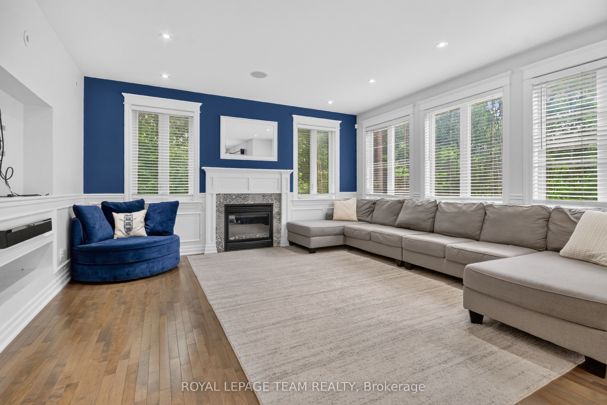 6330 Second Line Road Property Photo 8