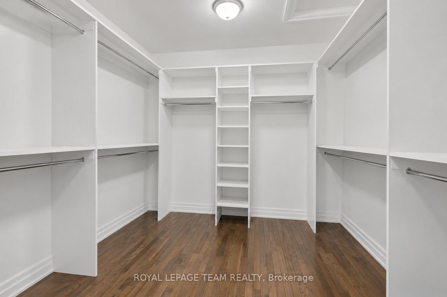 6330 Second Line Road Property Photo 28