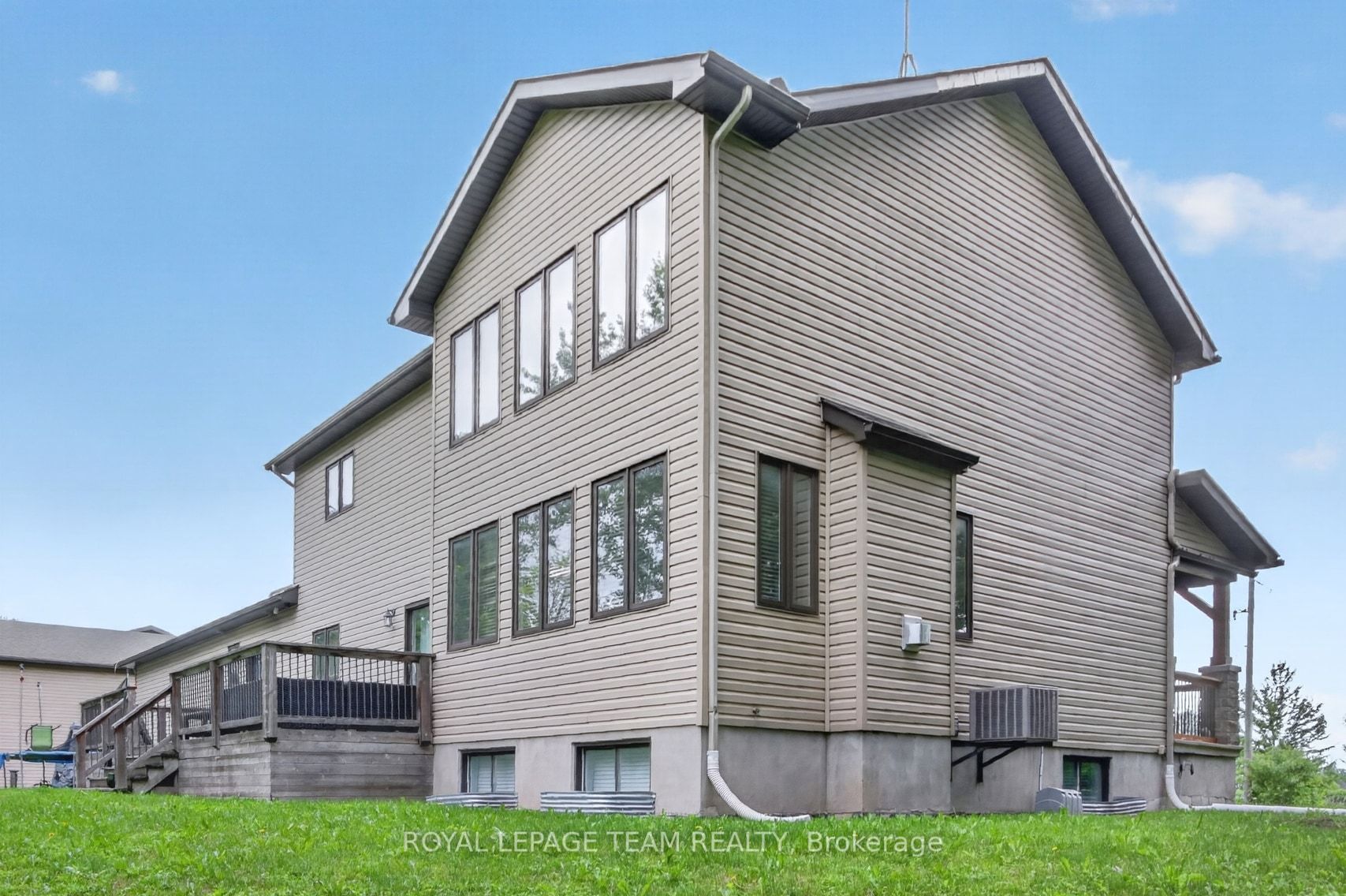 6330 Second Line Road Property Photo 42