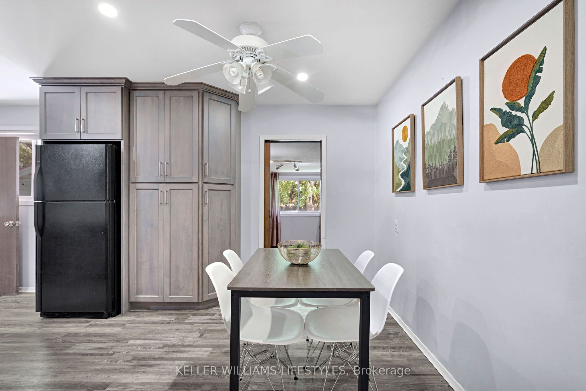 564 Chiddington Avenue Property Photo 10