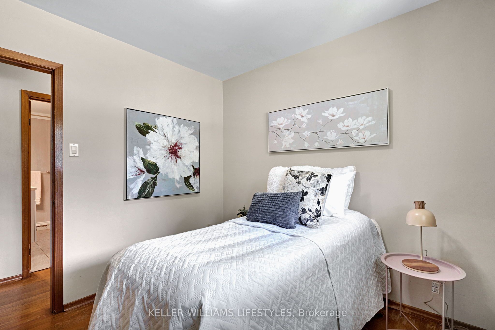 564 Chiddington Avenue Property Photo 23