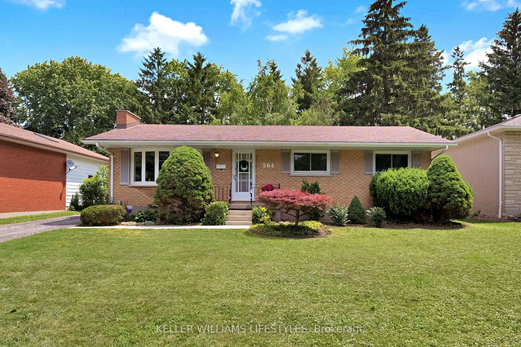 564 Chiddington Avenue Property Photo 42