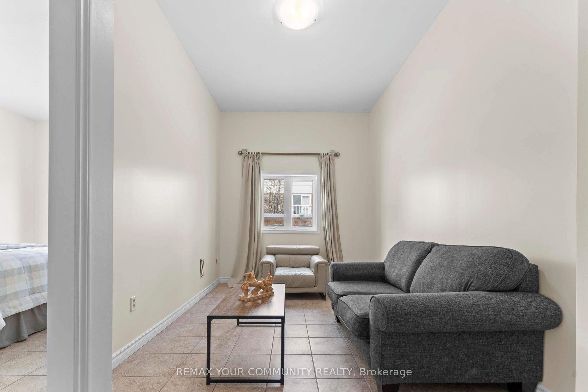 90 Munroe Street Bsmt Property Photo 6