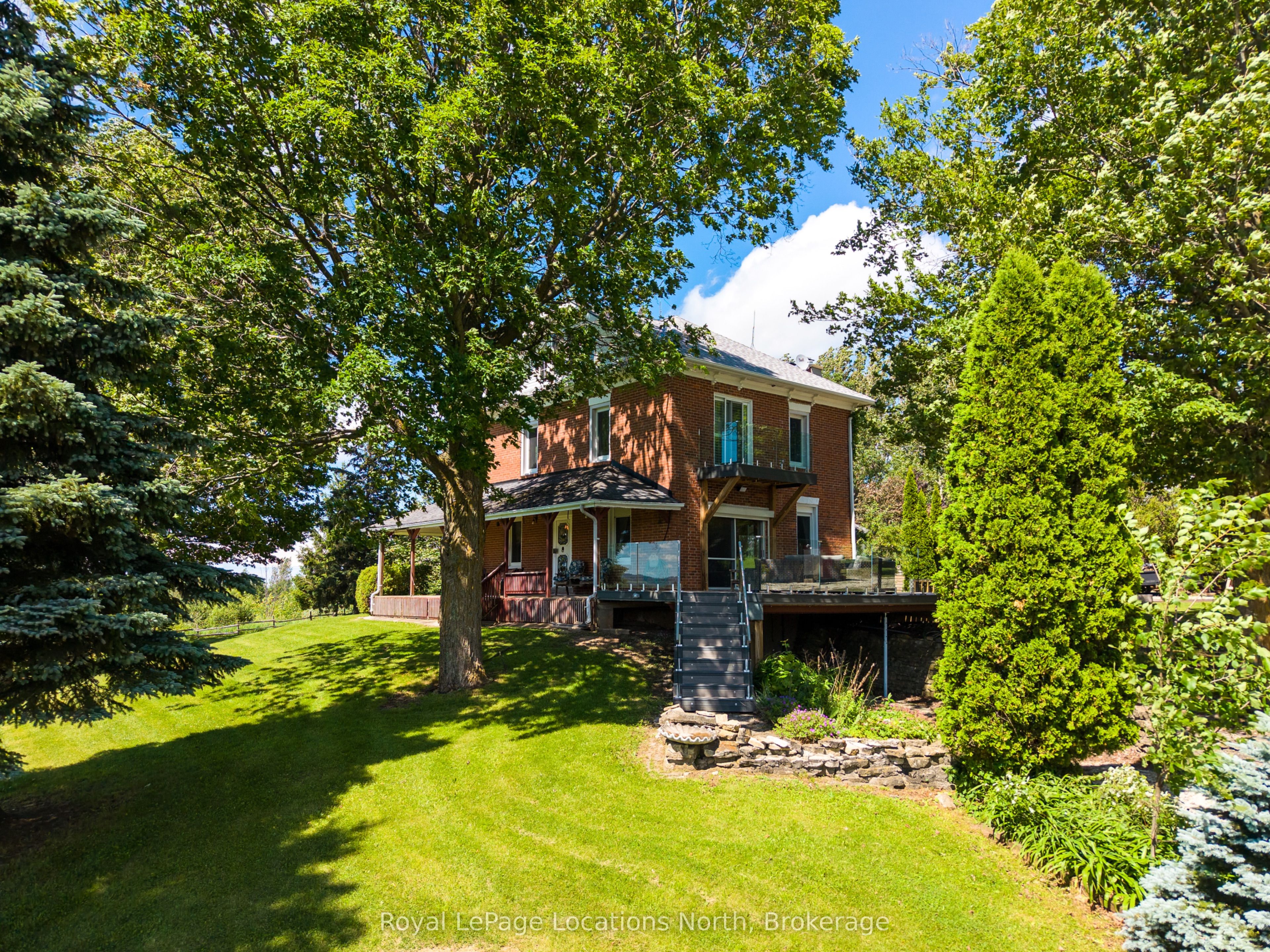 415799 10th Line Property Photo 1