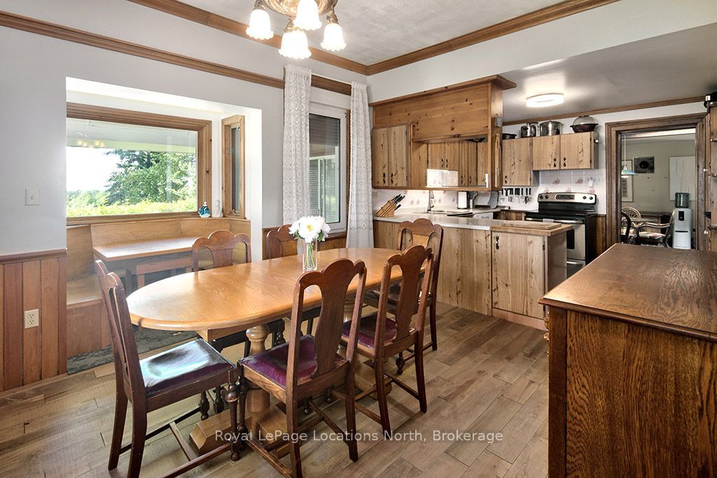 415799 10th Line Property Photo 15