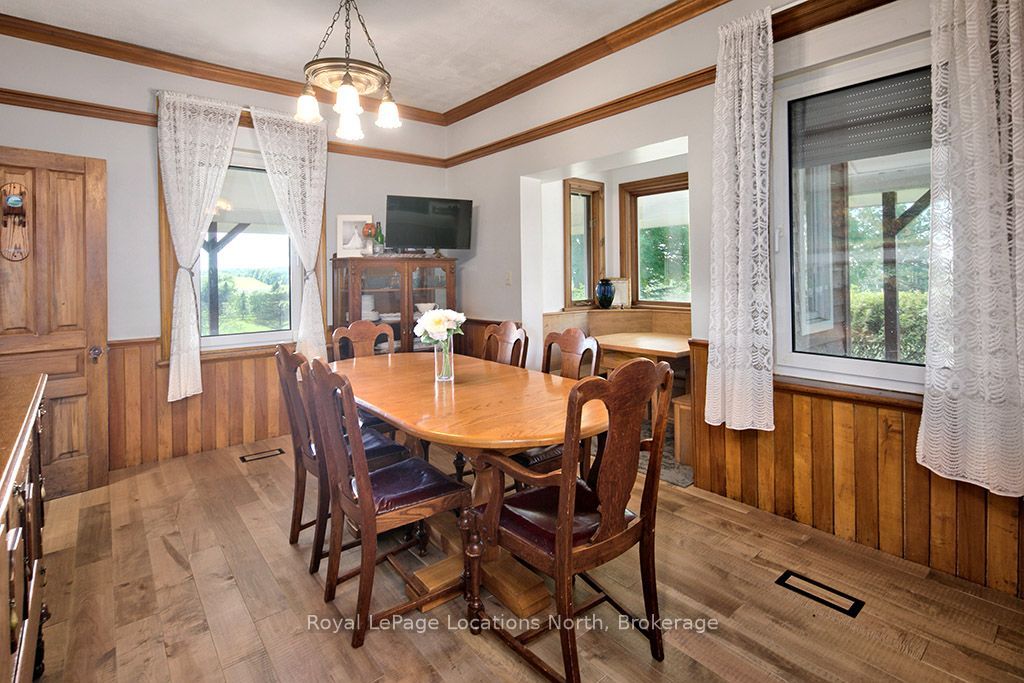 415799 10th Line Property Photo 16