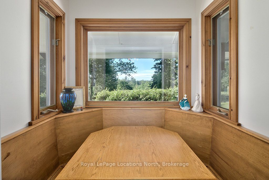 415799 10th Line Property Photo 17