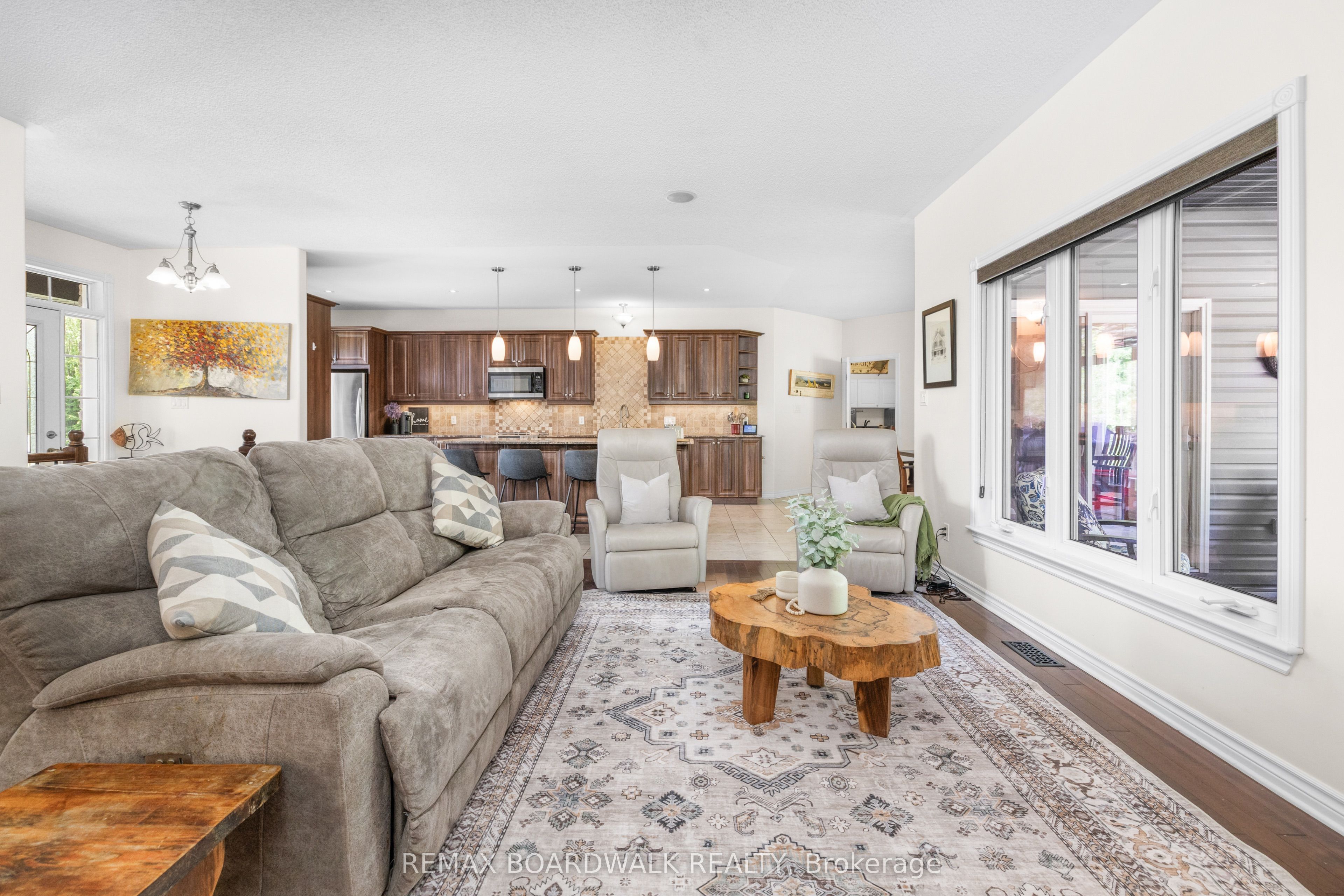 6671 Third Line Road Property Photo 20