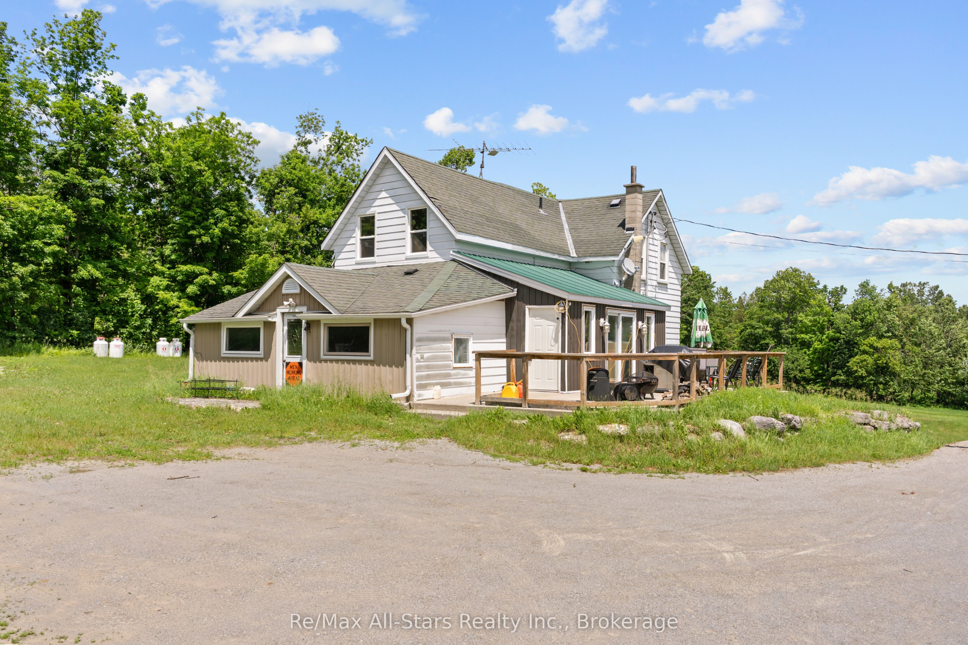381 Burnt River Road Property Photo 1