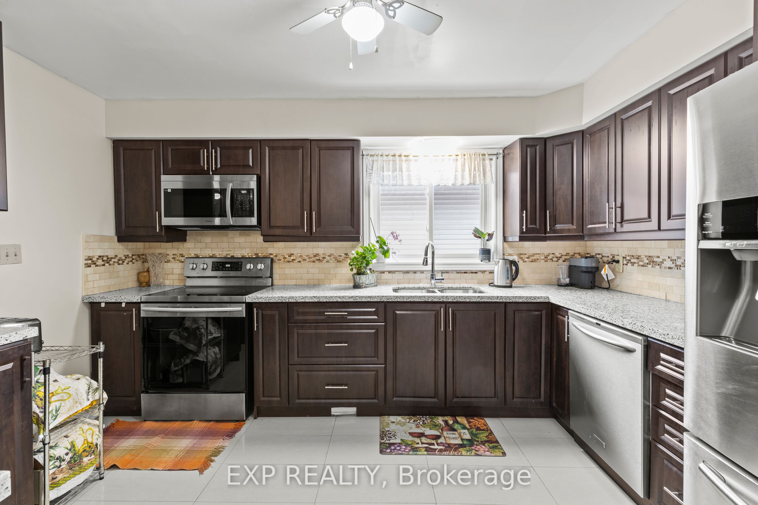 6745 Dawson Street Property Photo 9