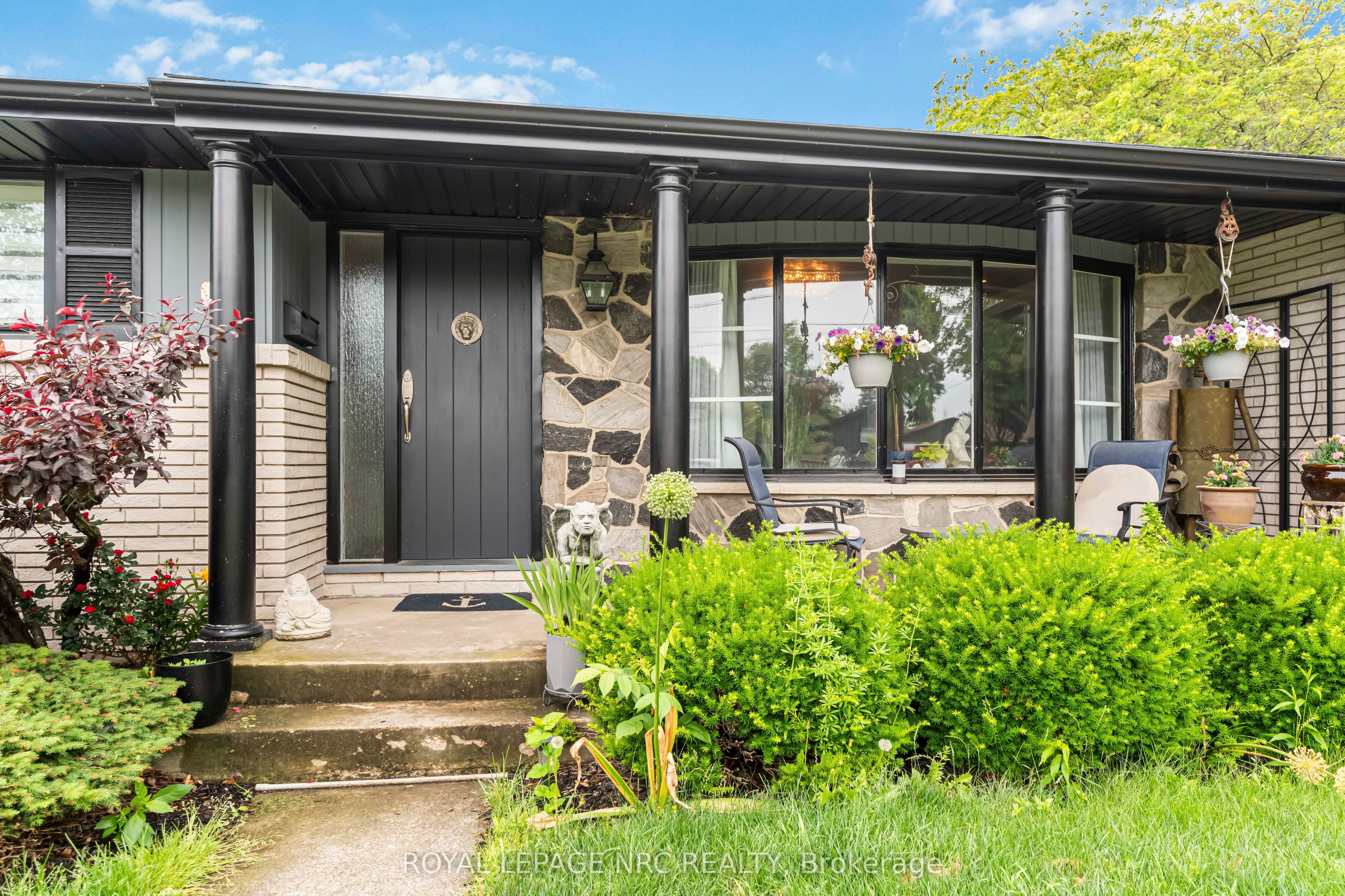 9 Cartier Drive Property Photo 4