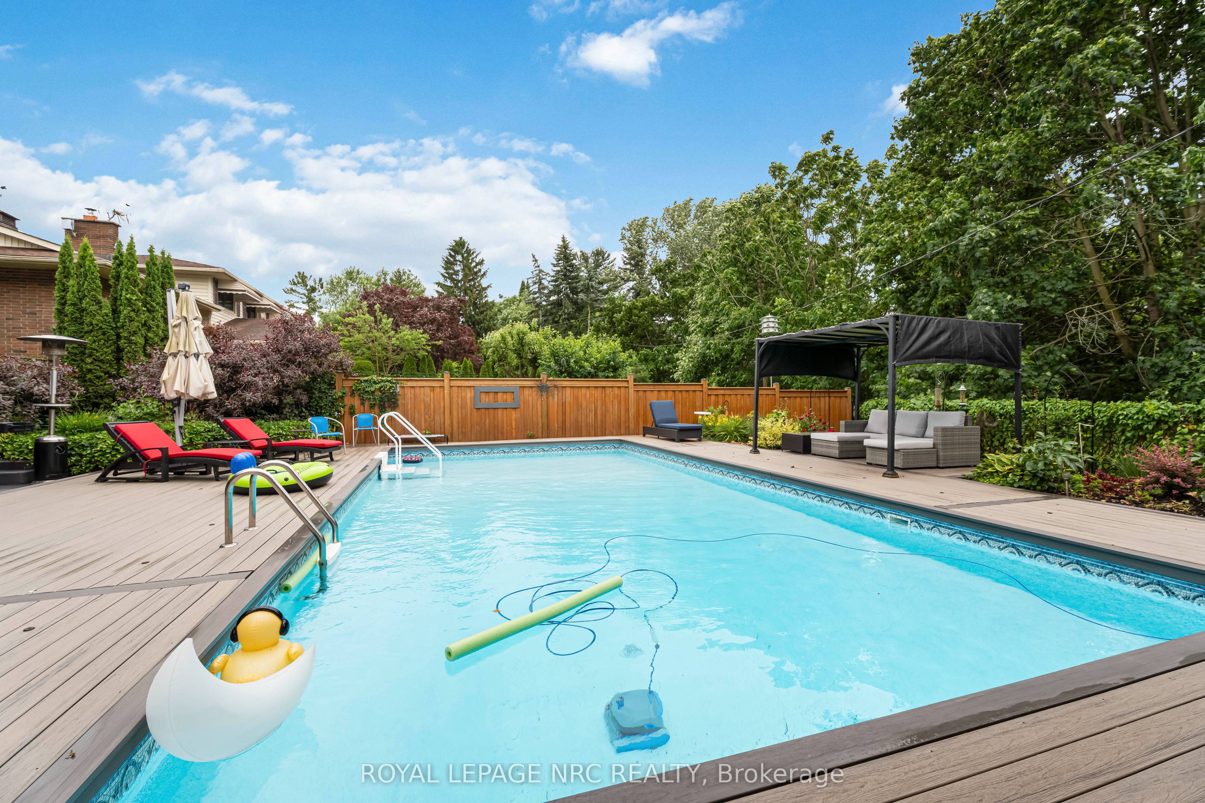 9 Cartier Drive Property Photo 28