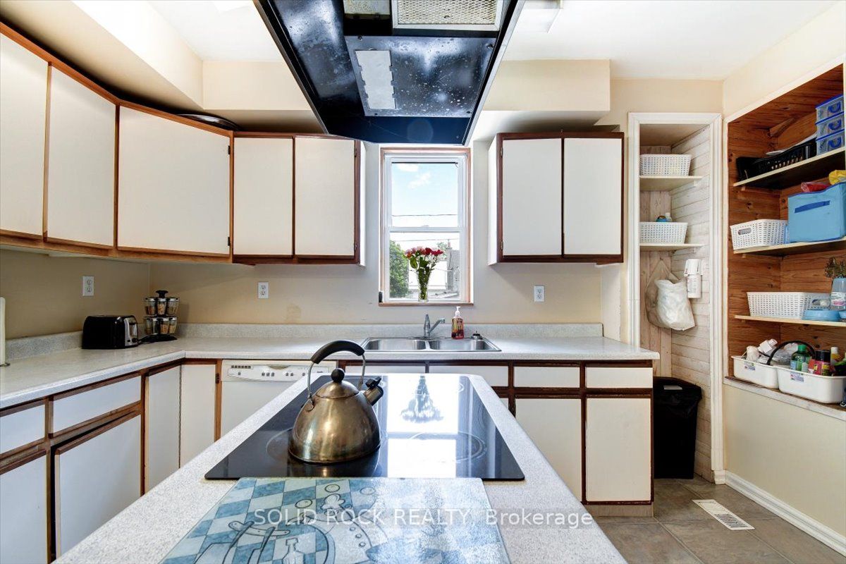 53 Church (st) Avenue Property Photo 6