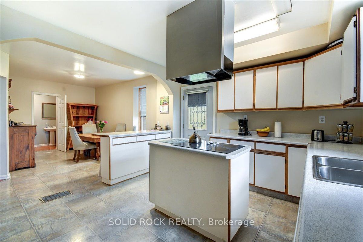 53 Church (st) Avenue Property Photo 7