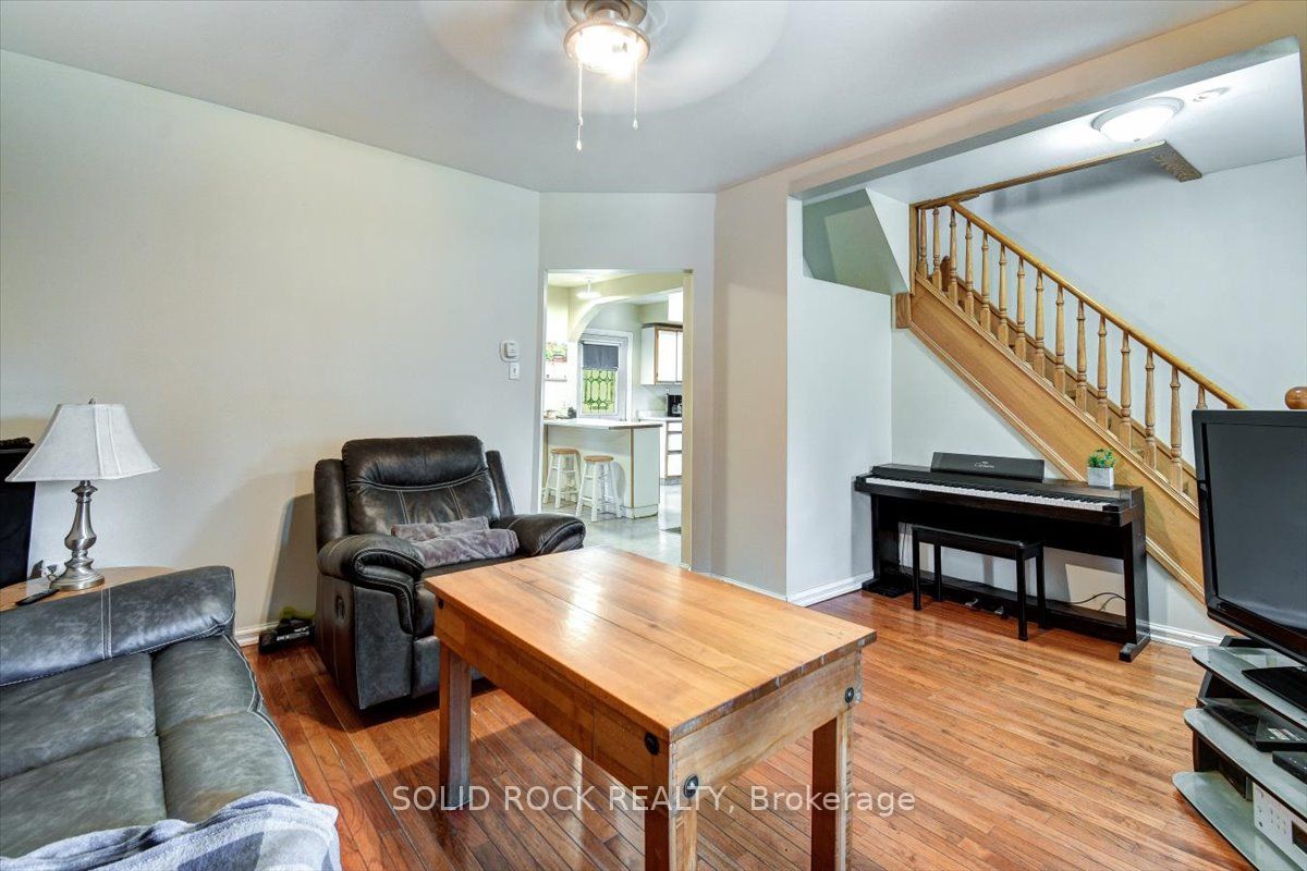 53 Church (st) Avenue Property Photo 16