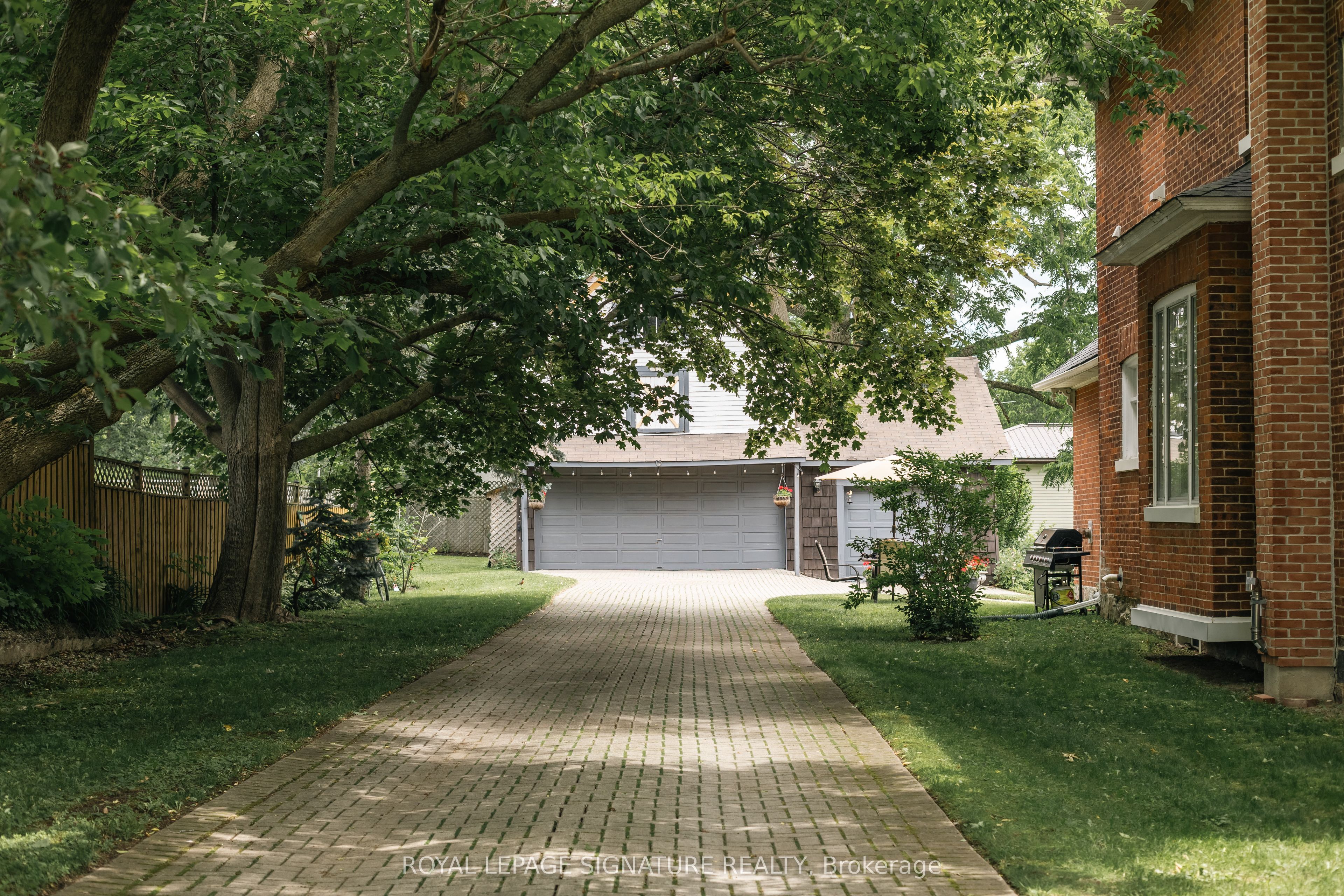 33 Division Street Property Photo 12