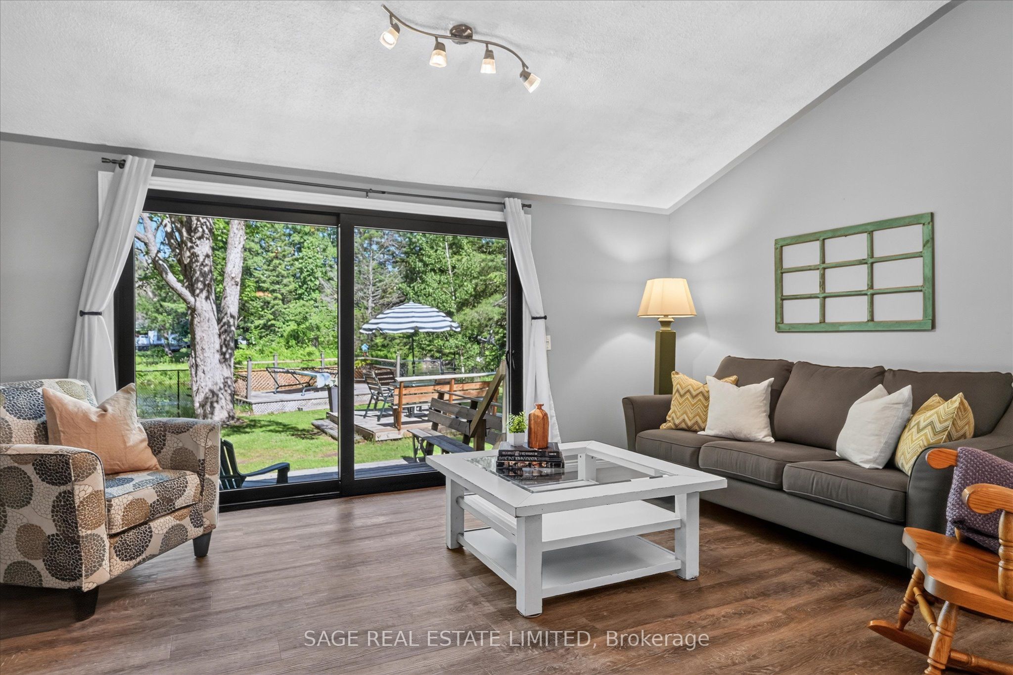 420 Edwina Drive Property Photo 13