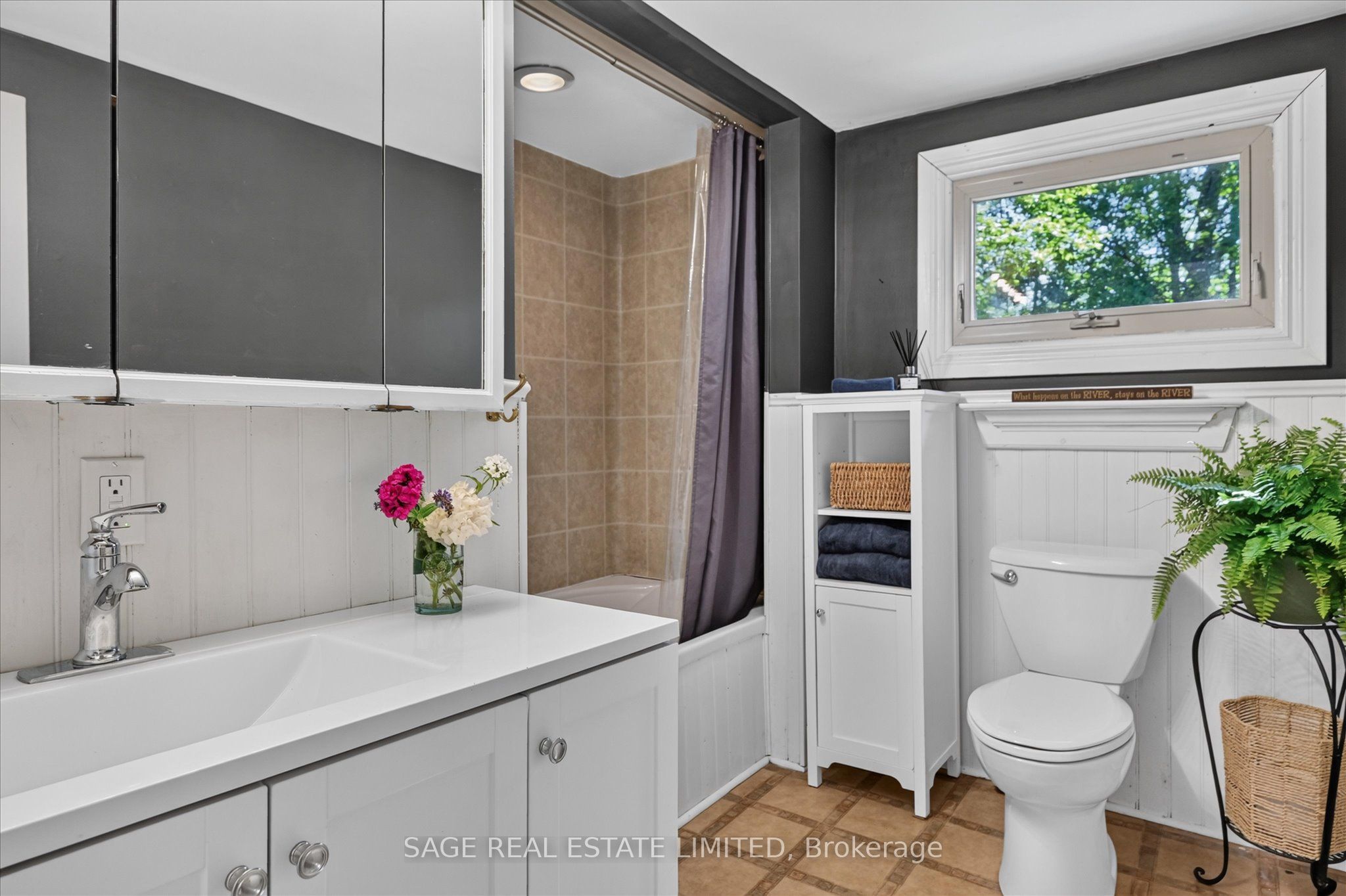420 Edwina Drive Property Photo 22