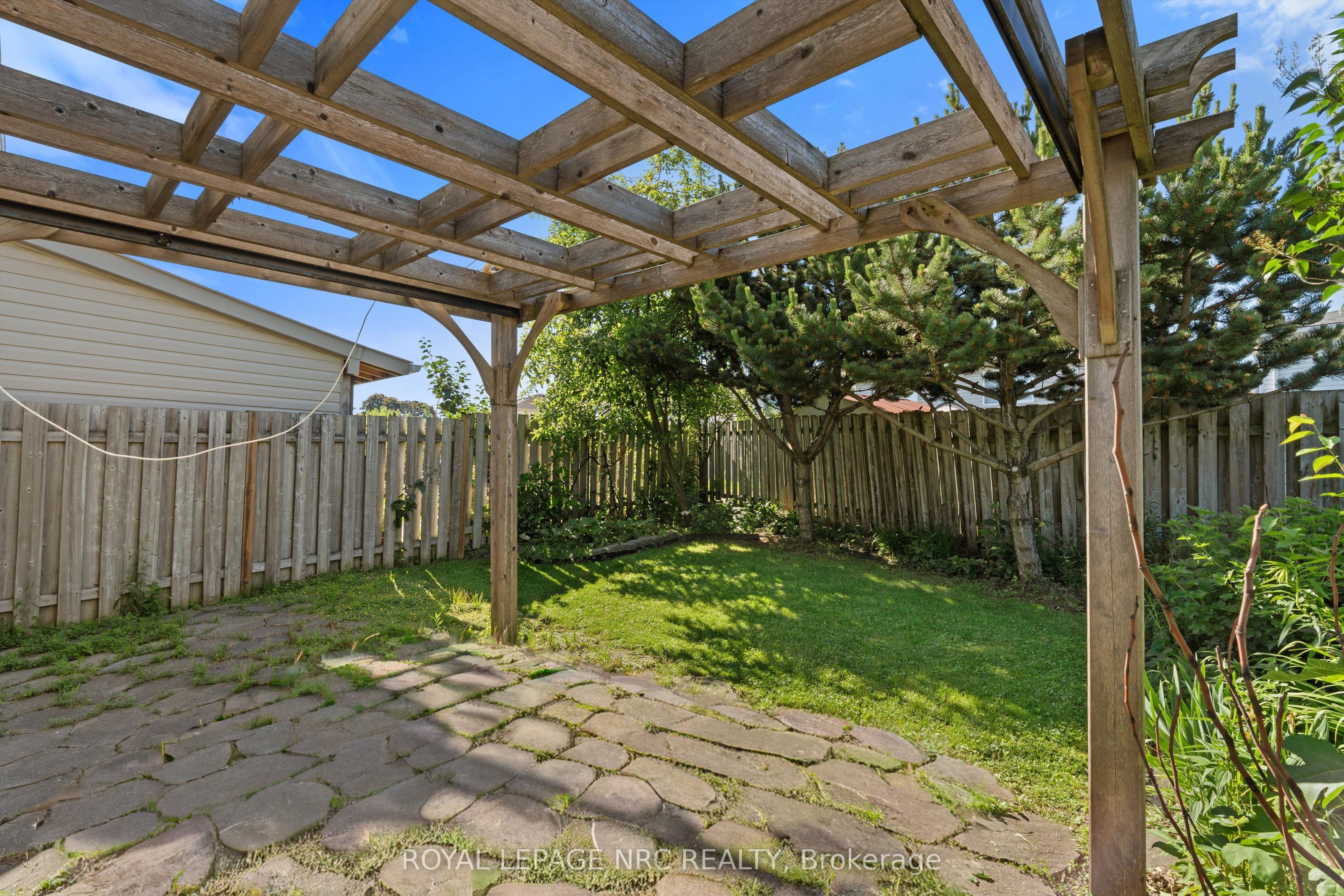 7722 Yvette Crescent Property Photo 31