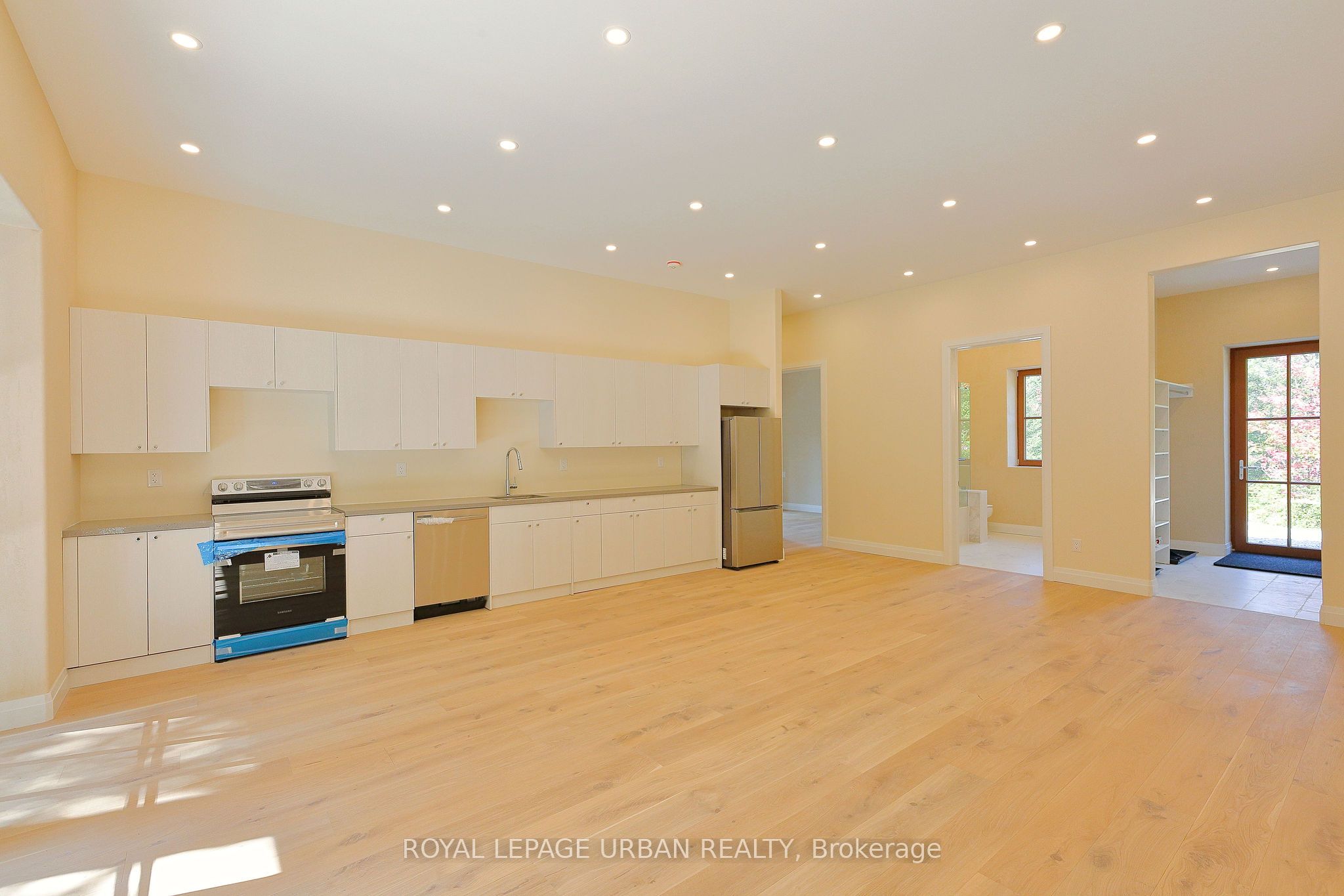 800 Rye Road Property Photo 4