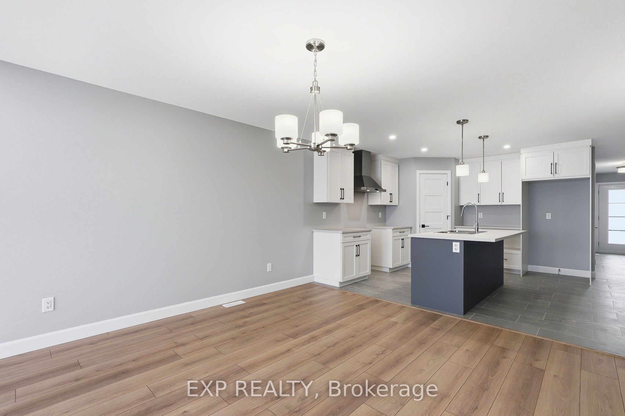 988 Katia Street Property Photo 11