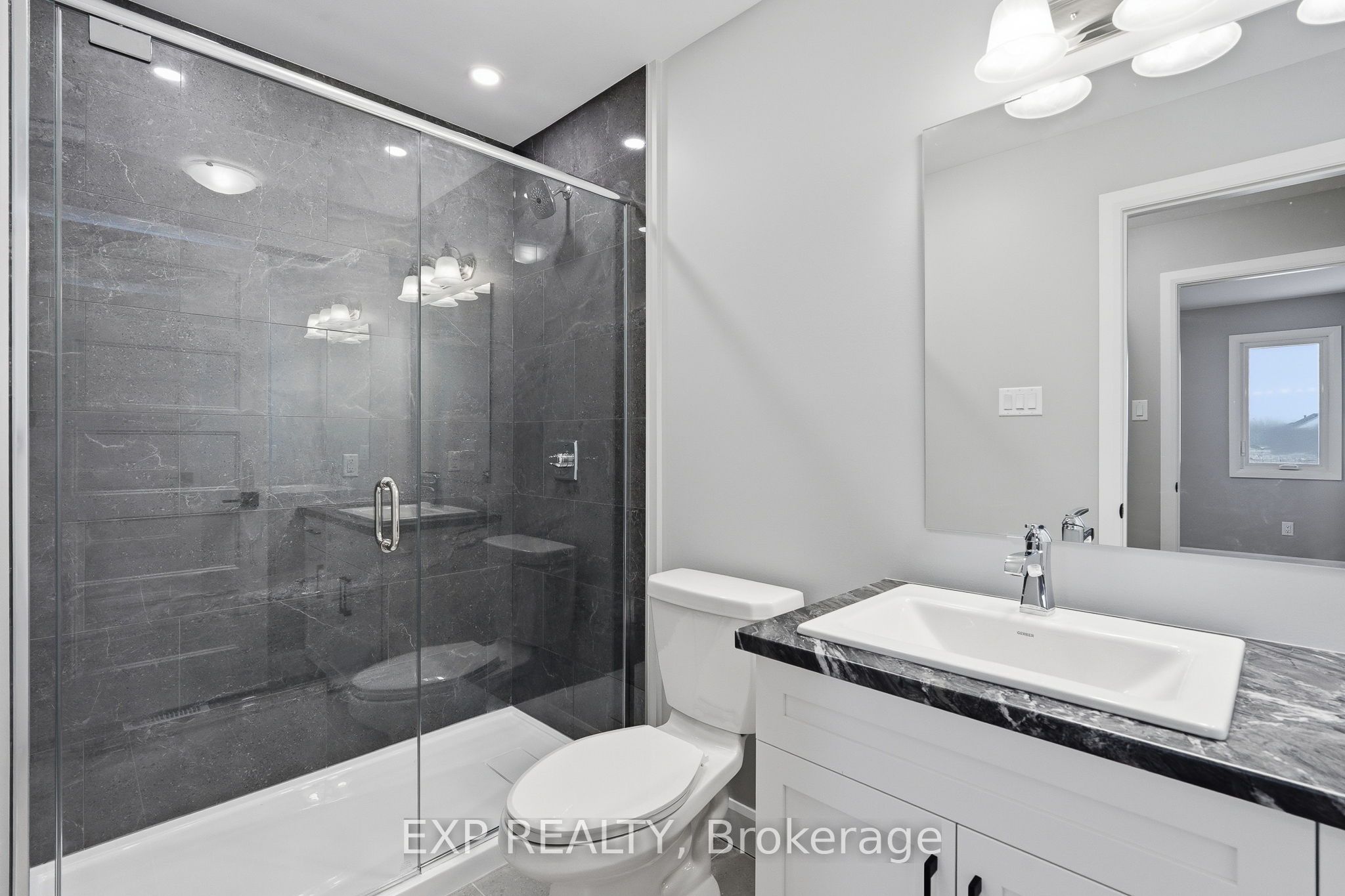 988 Katia Street Property Photo 19