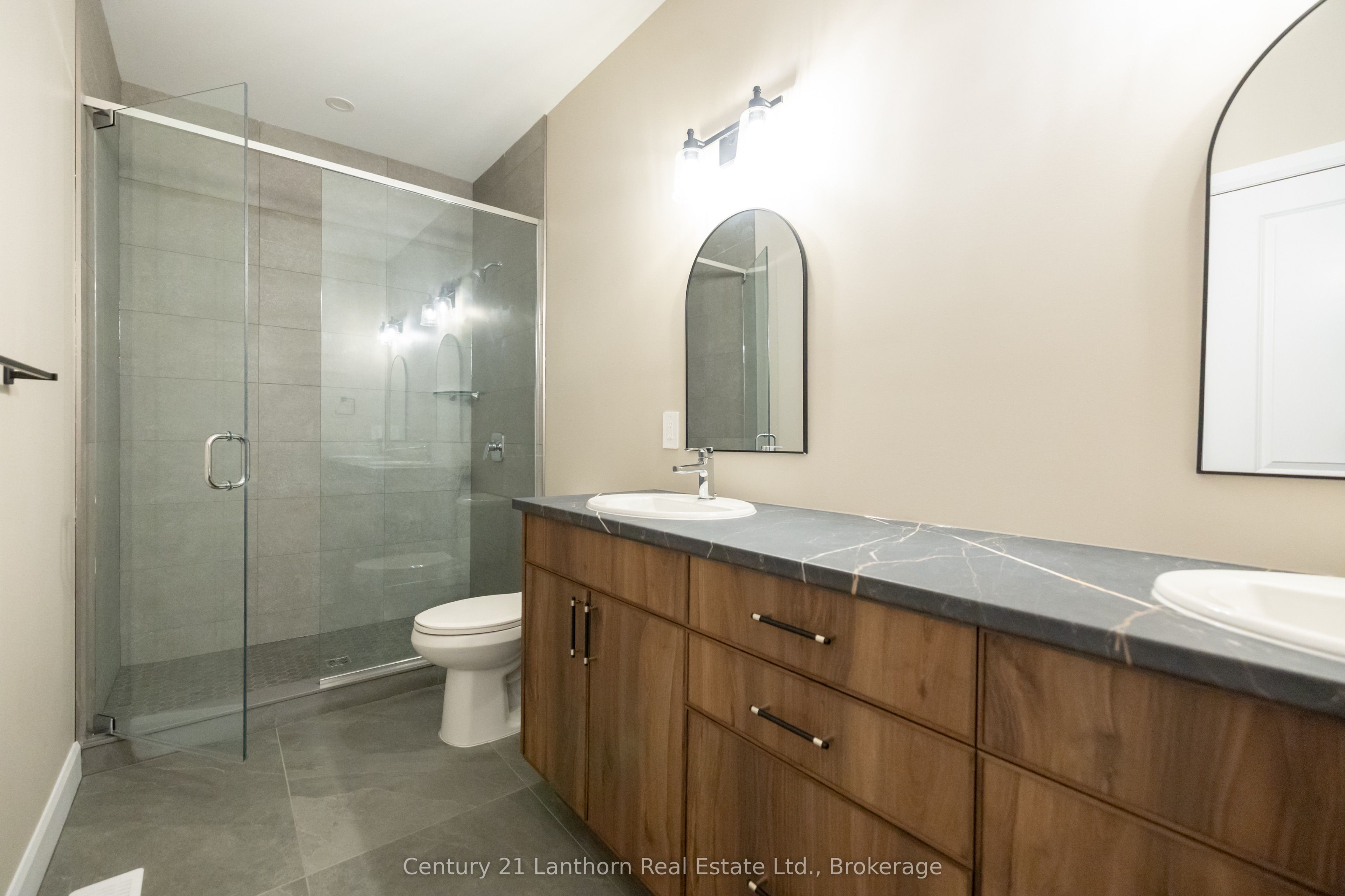 76 Hastings Park Drive Property Photo 11