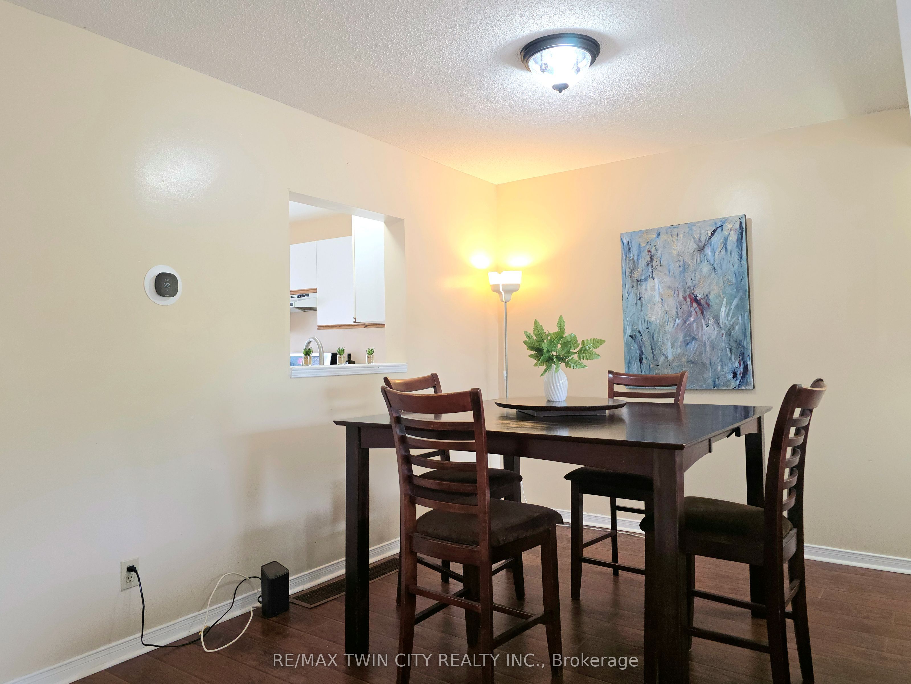 250 Keats Way 6 Property Photo 6