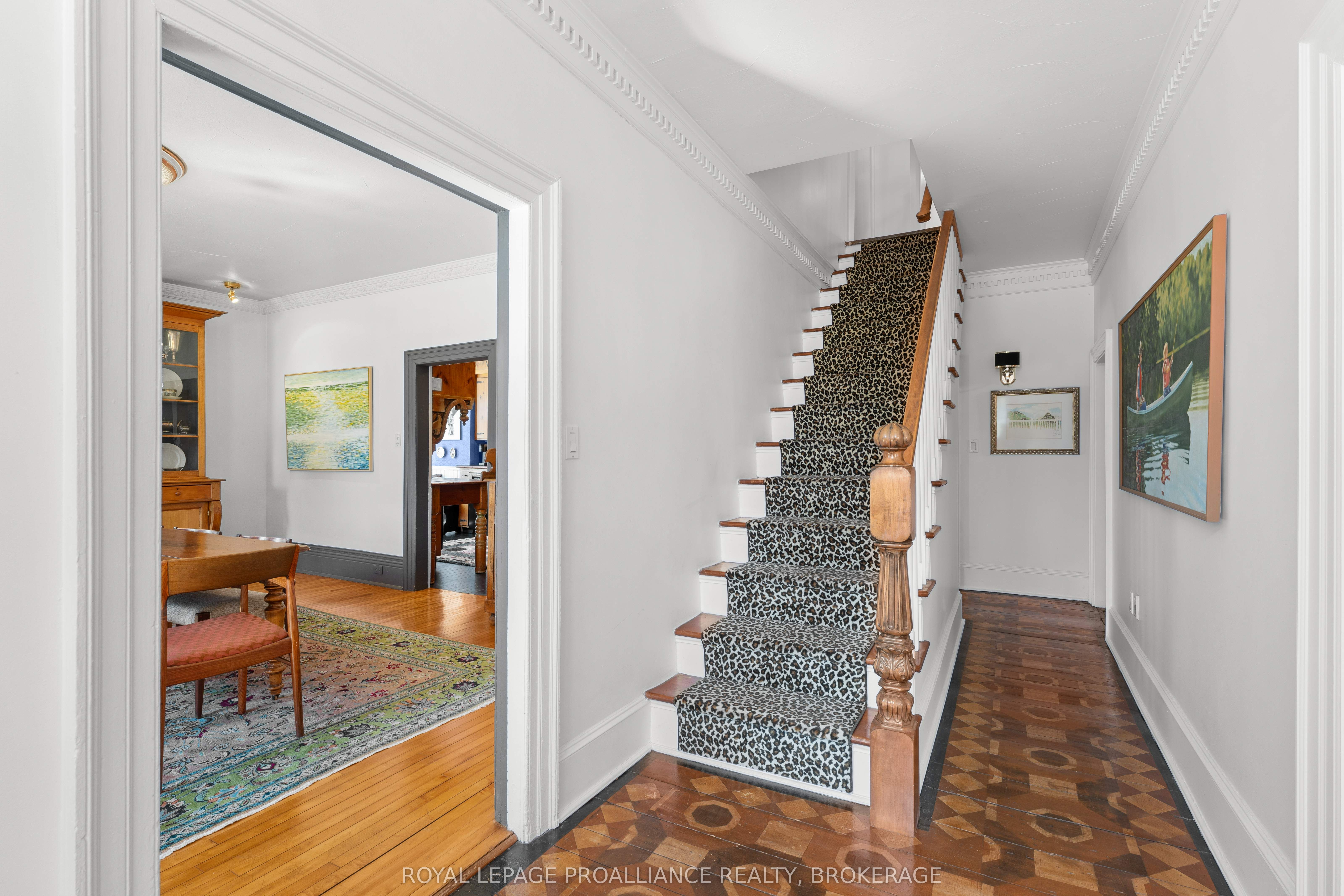 1863 Sydenham Road Property Photo 7