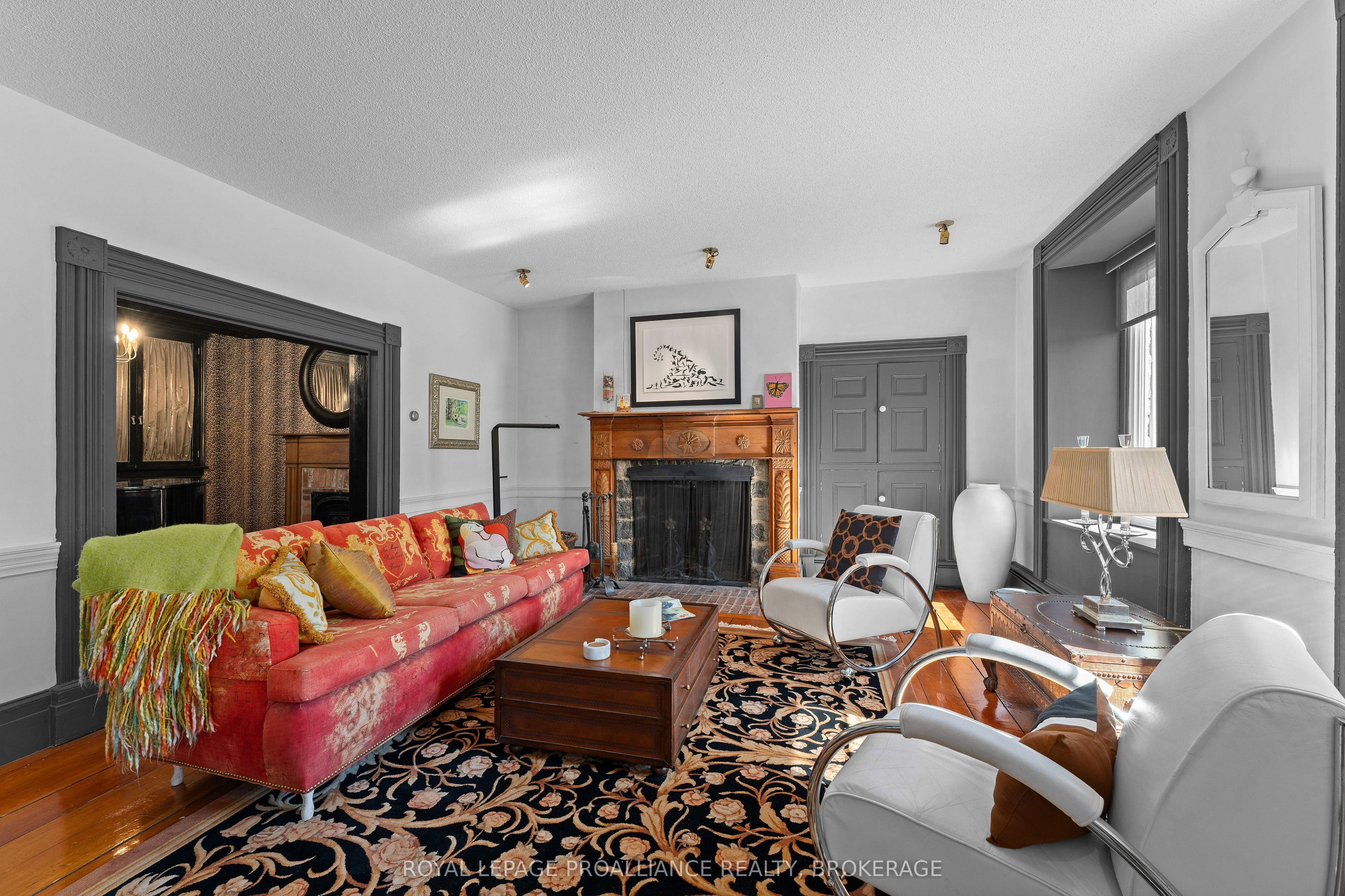1863 Sydenham Road Property Photo 13