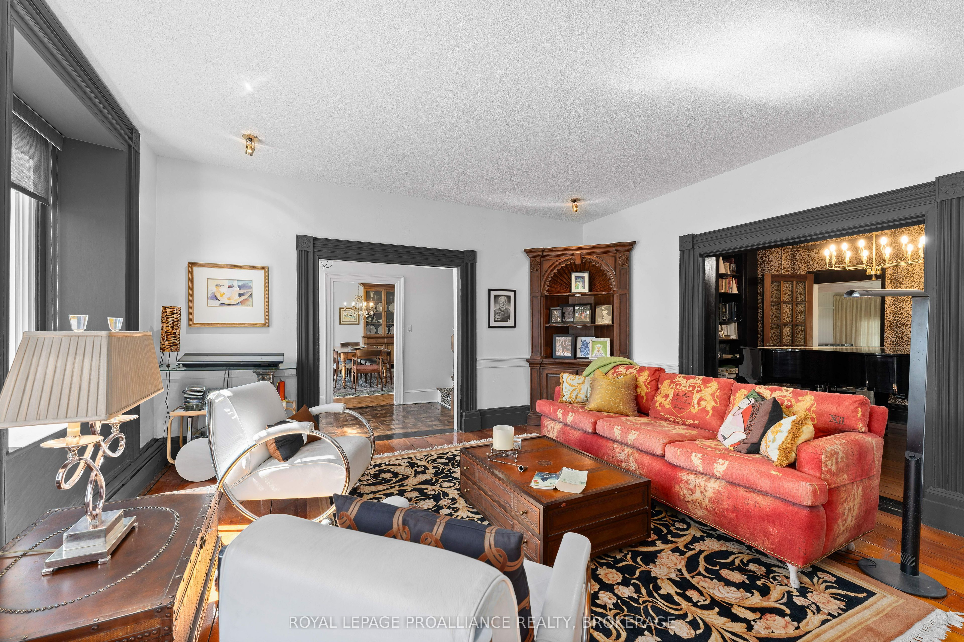 1863 Sydenham Road Property Photo 14