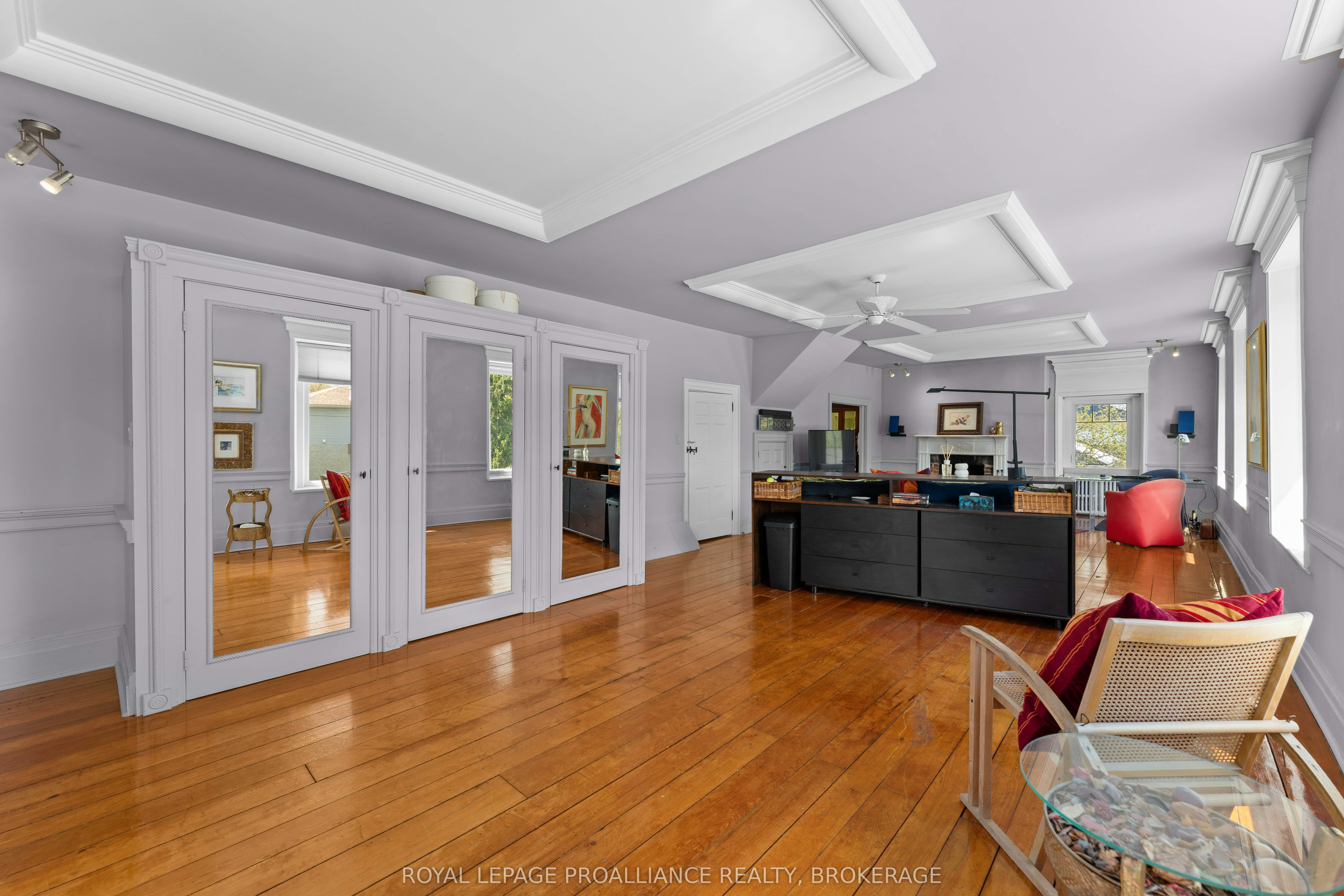 1863 Sydenham Road Property Photo 26