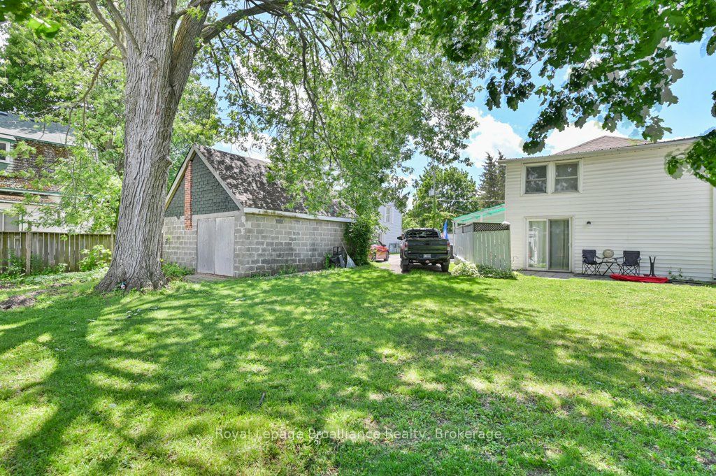 267 Foster Avenue Property Photo 33