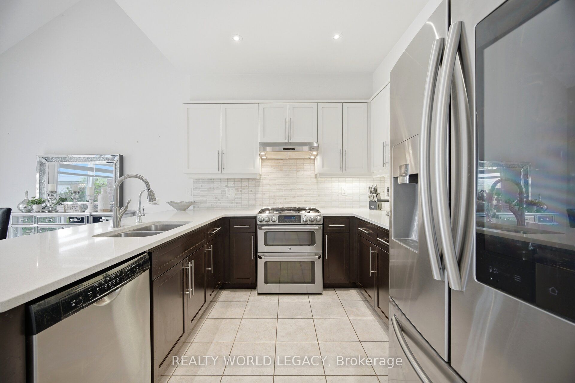 58 Doon Creek Street Property Photo 12