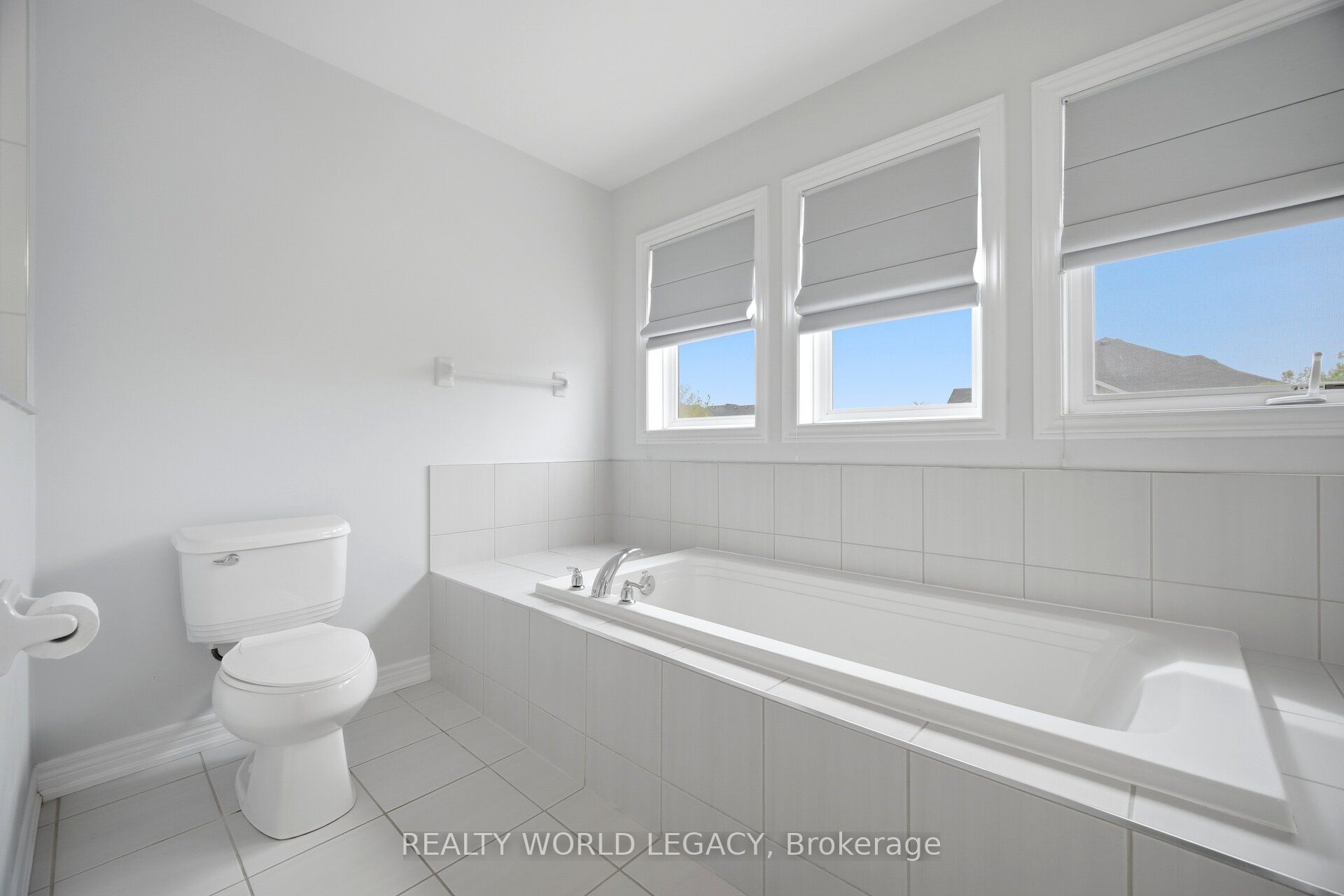 58 Doon Creek Street Property Photo 28