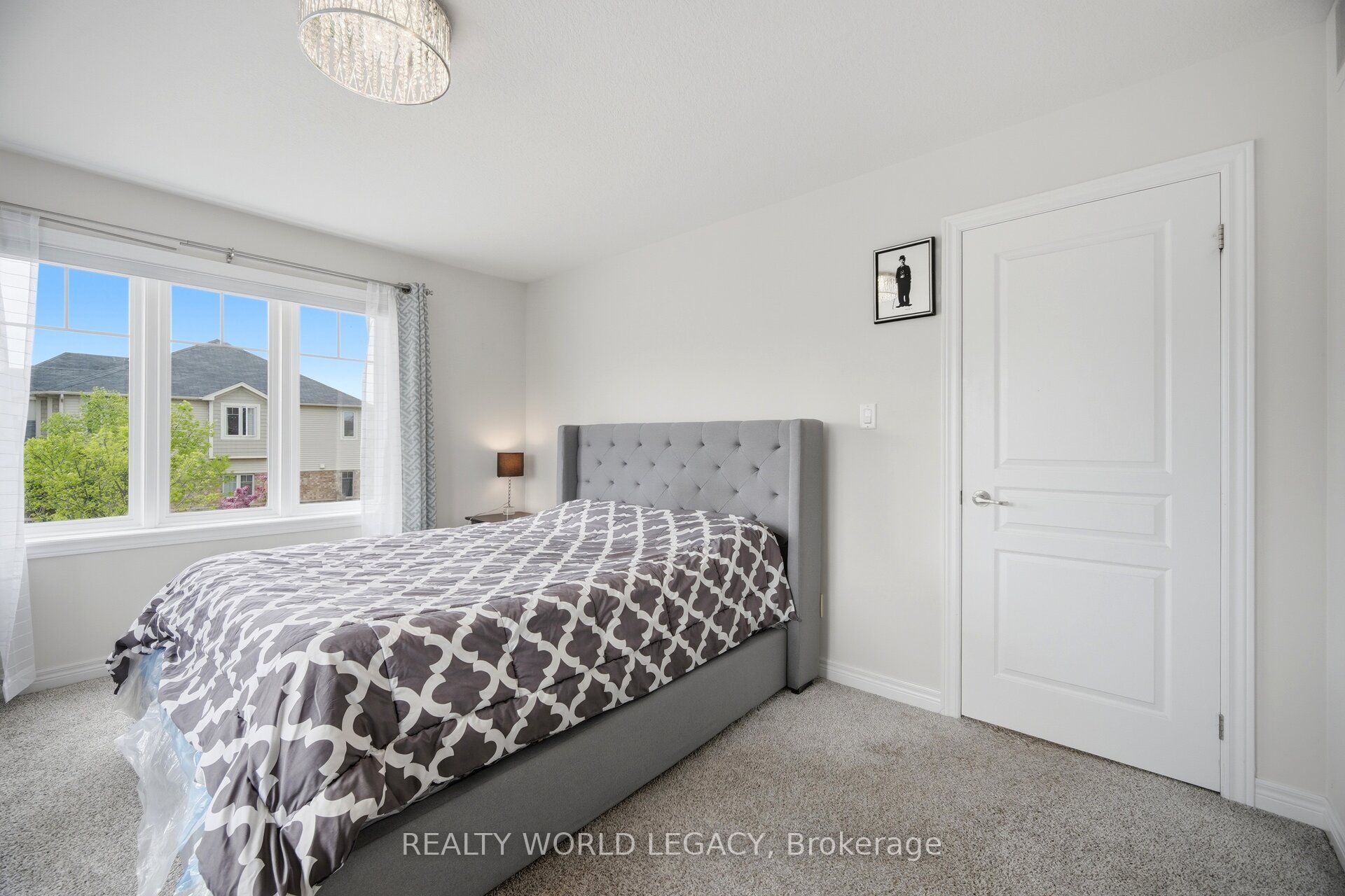 58 Doon Creek Street Property Photo 34
