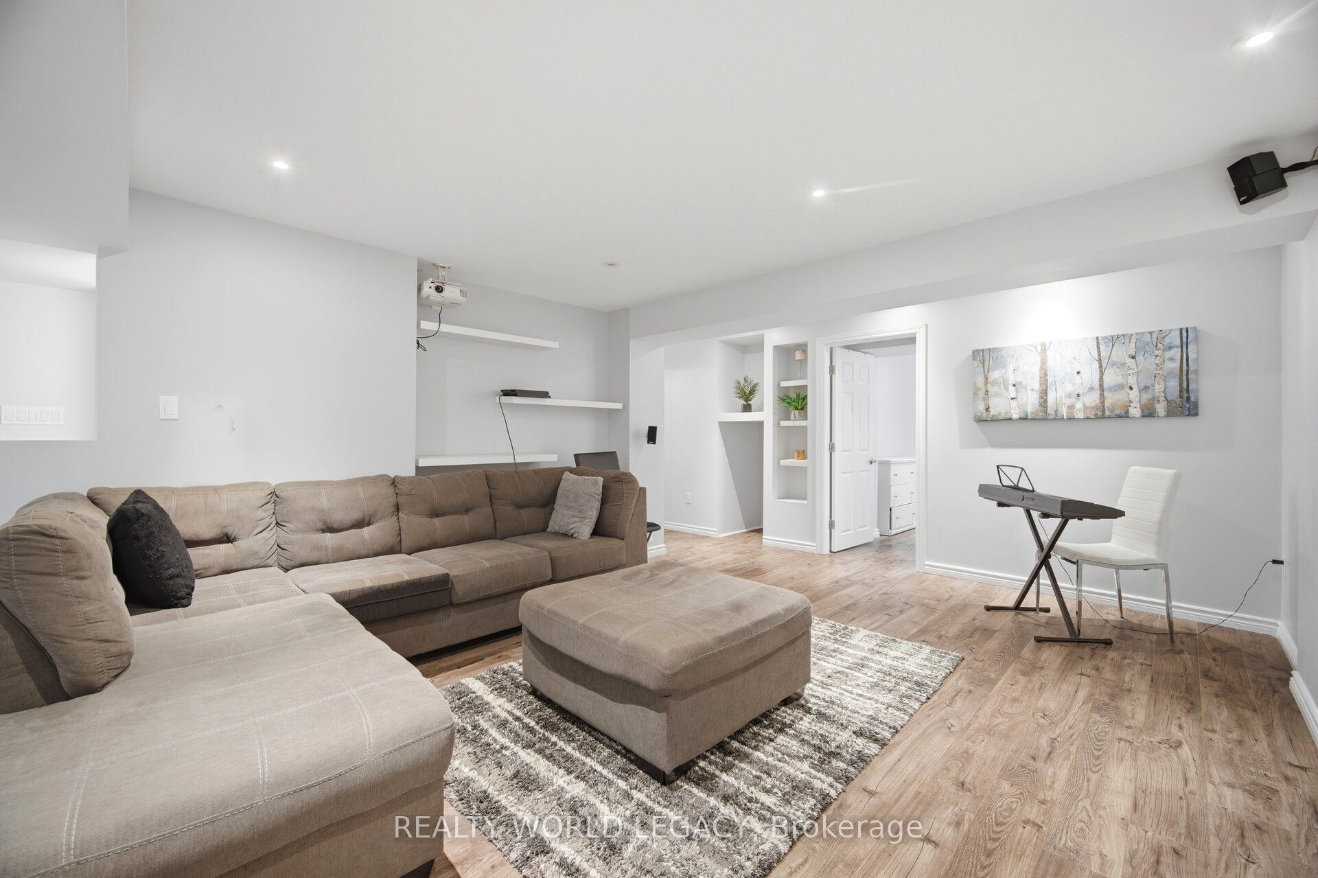 58 Doon Creek Street Property Photo 43